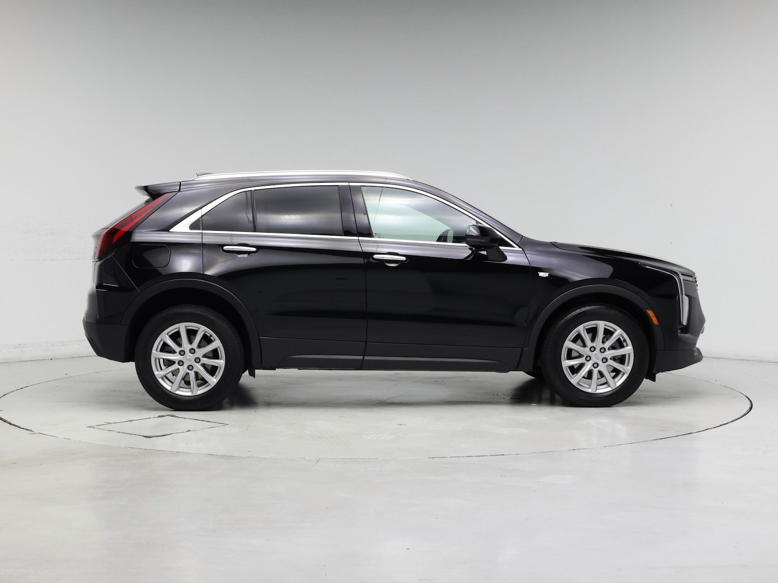 2024 Cadillac XT4 Luxury - Photo 8
