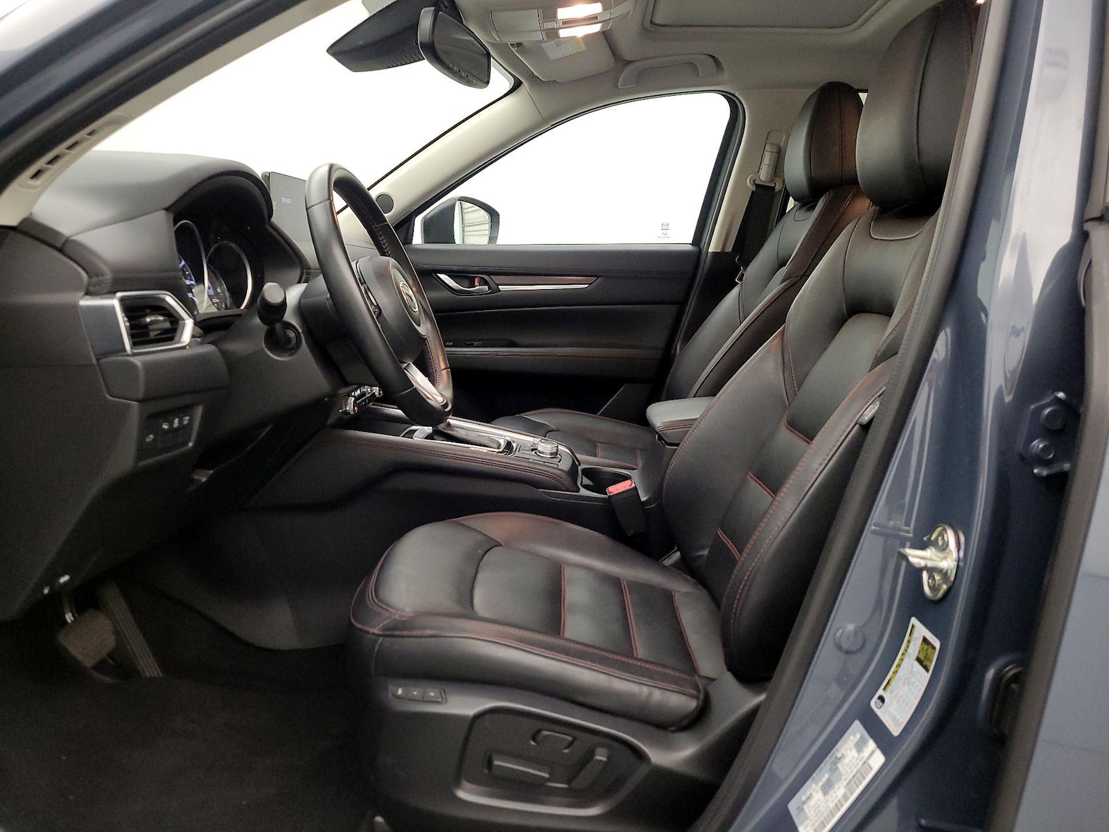 2025 Mazda CX-5 S Preferred package - Photo 12