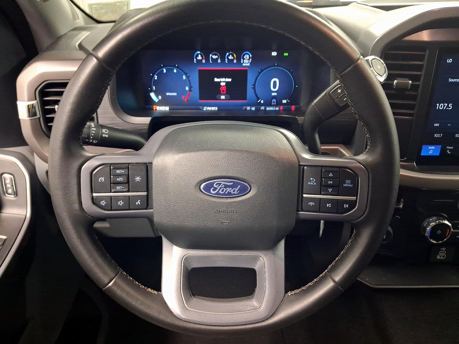 2025 Ford F-150 XLT - Photo 11