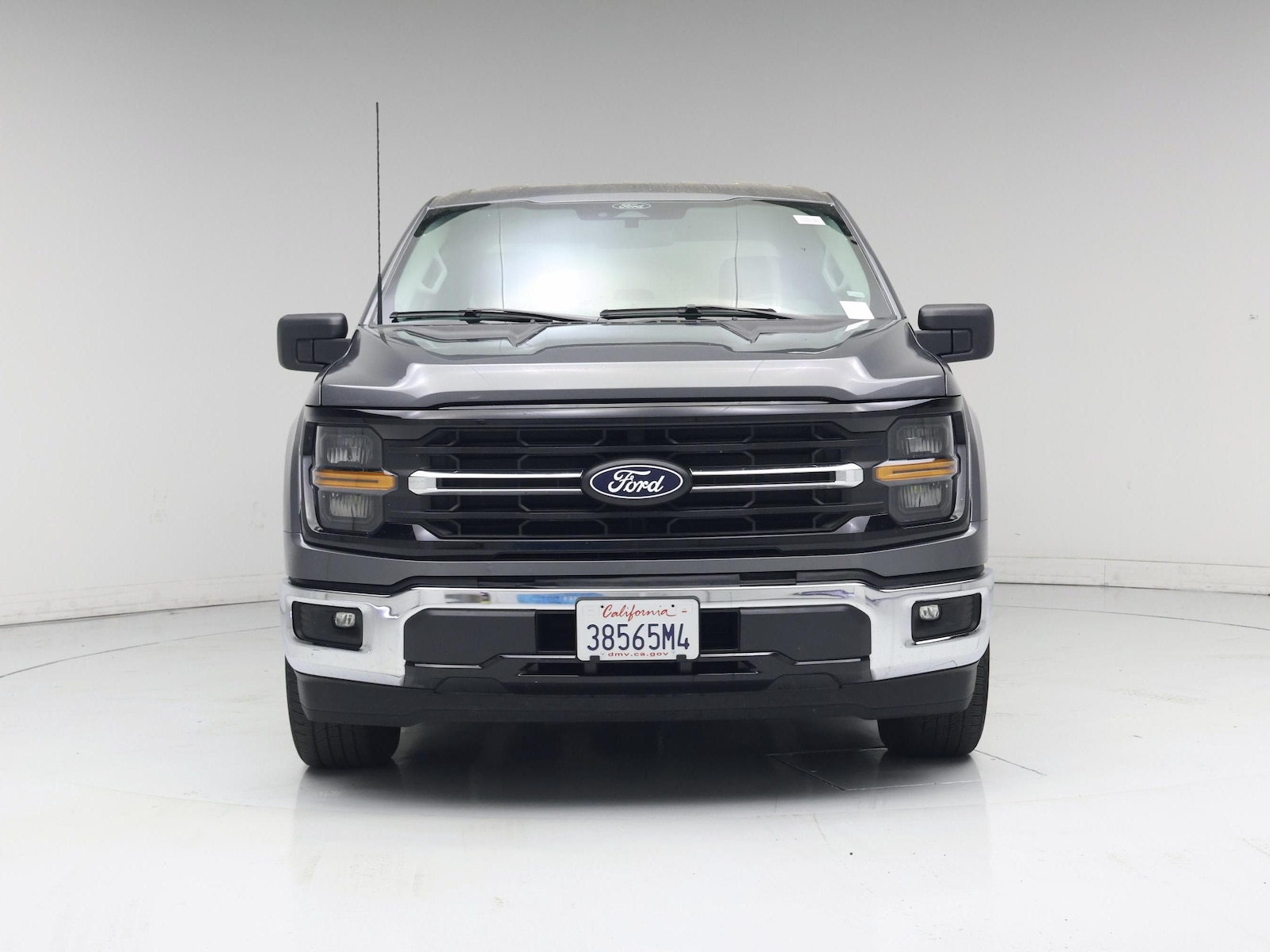 2025 Ford F-150 XLT - Photo 6