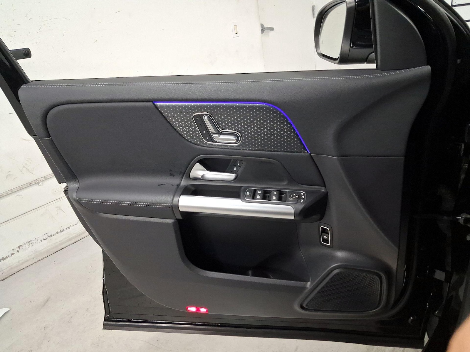 2025 Mercedes-Benz GLA GLA250 - Photo 11