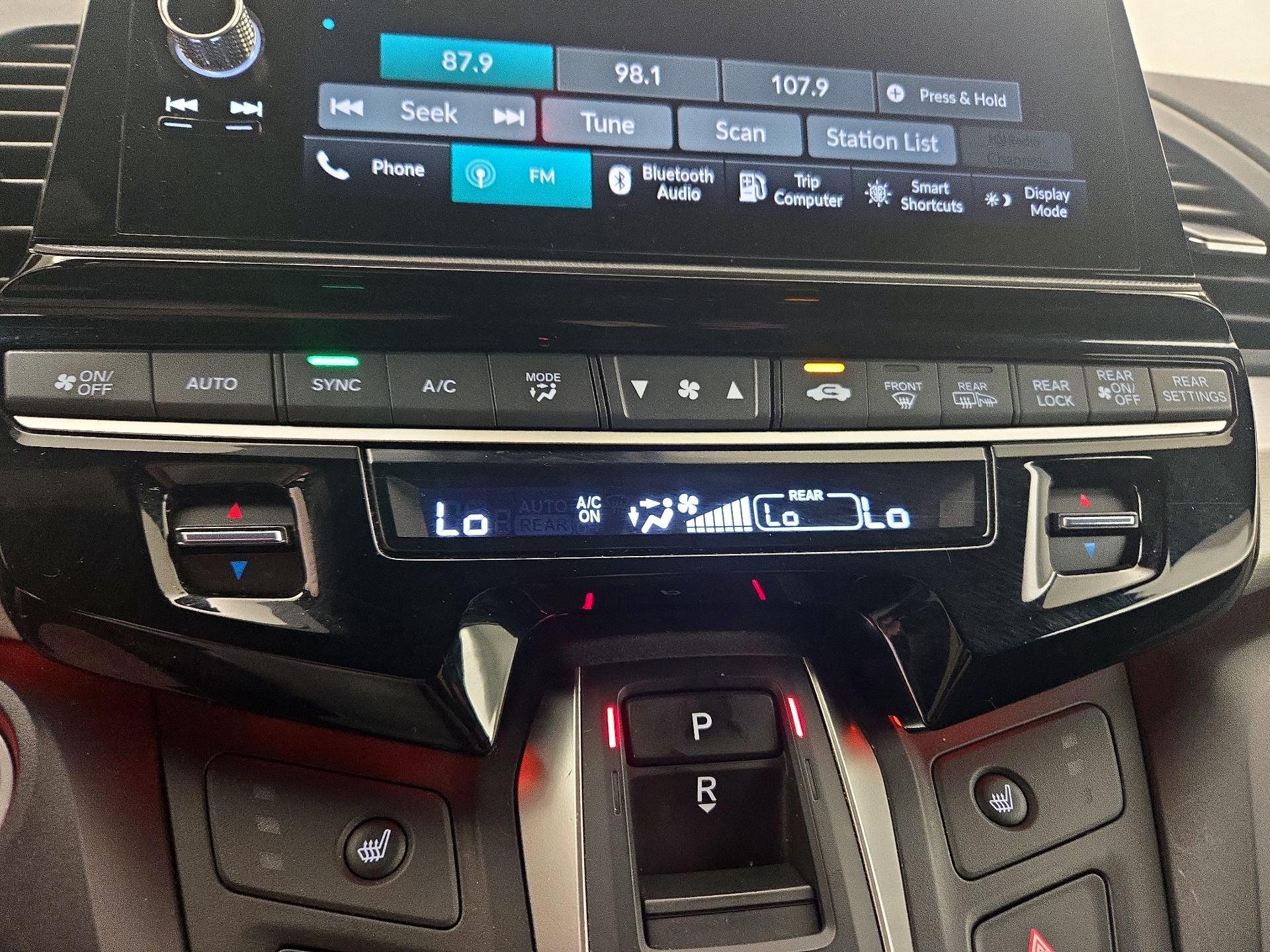 Thumbnail: 2025 Honda Odyssey - 16