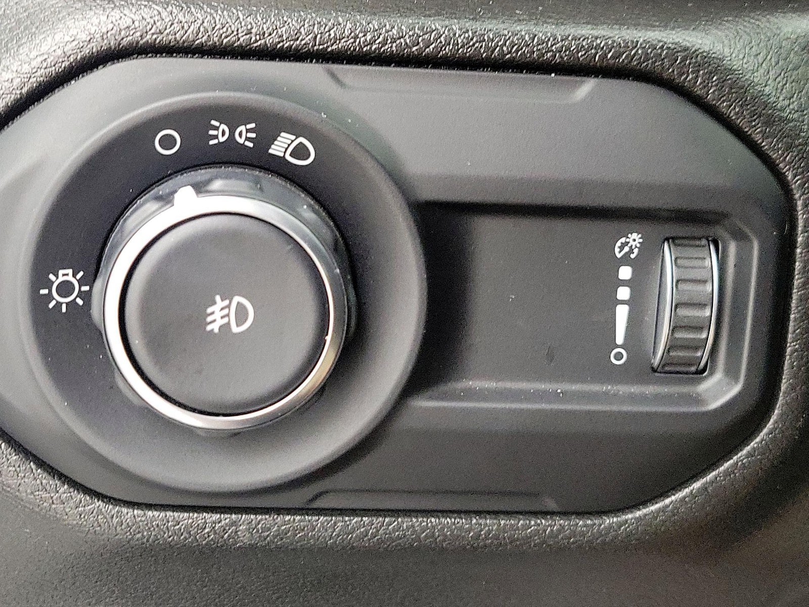 2023 Jeep Wrangler 4-Door Sport - Photo 14