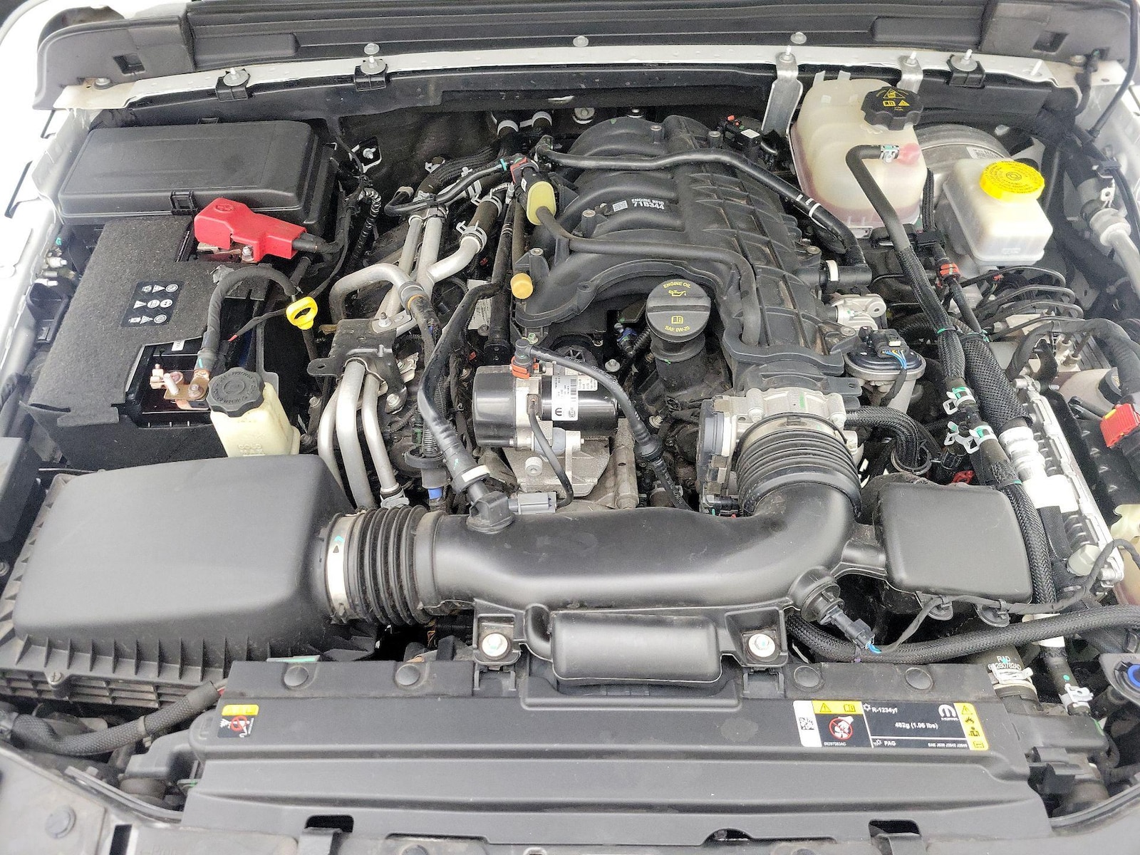2023 Jeep Wrangler 4-Door Sport - Photo 22