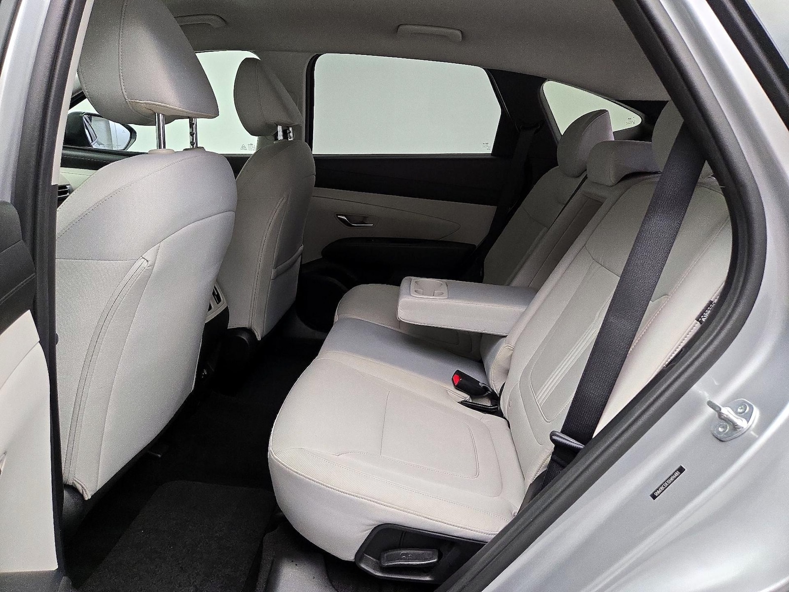 2025 Hyundai Tucson SEL - Photo 20