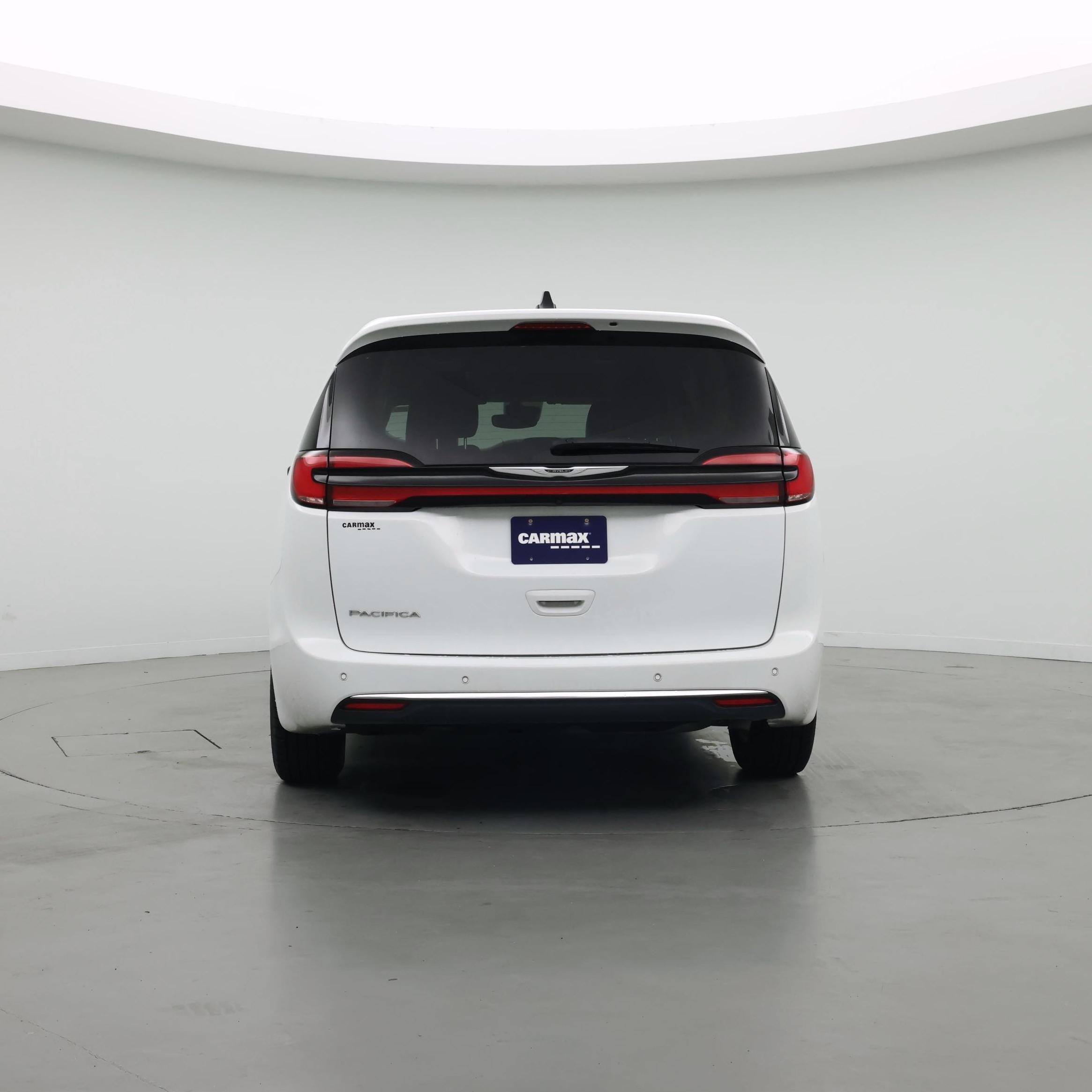 Thumbnail: 2024 Chrysler Pacifica - 6