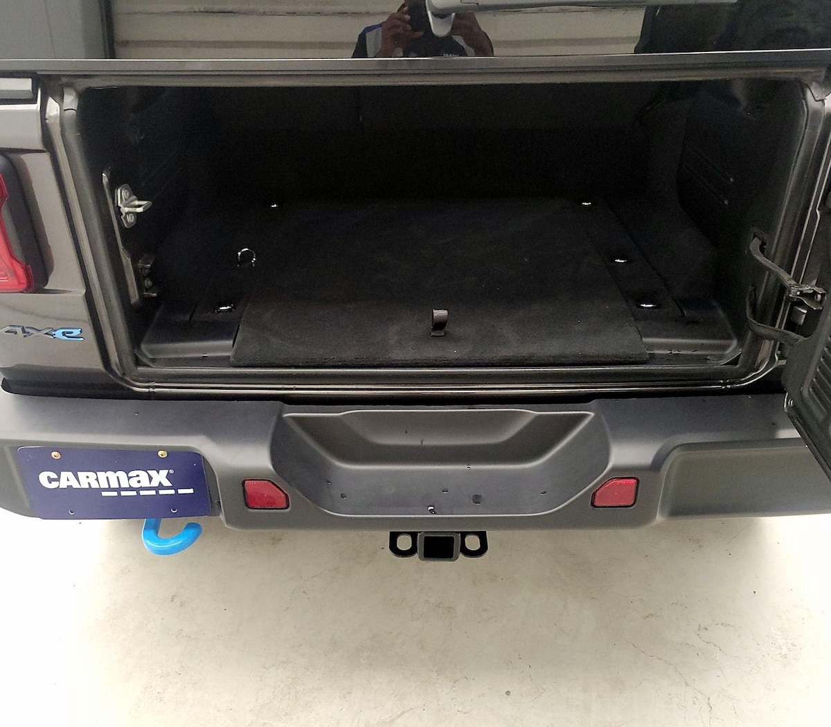 Trunk/Cargo (Seats Up)