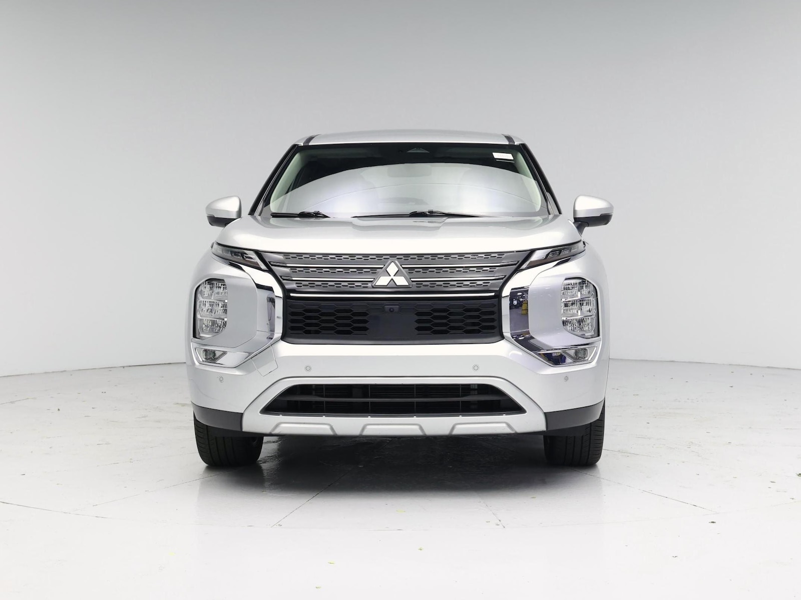 2024 Mitsubishi Outlander SE - Photo 6