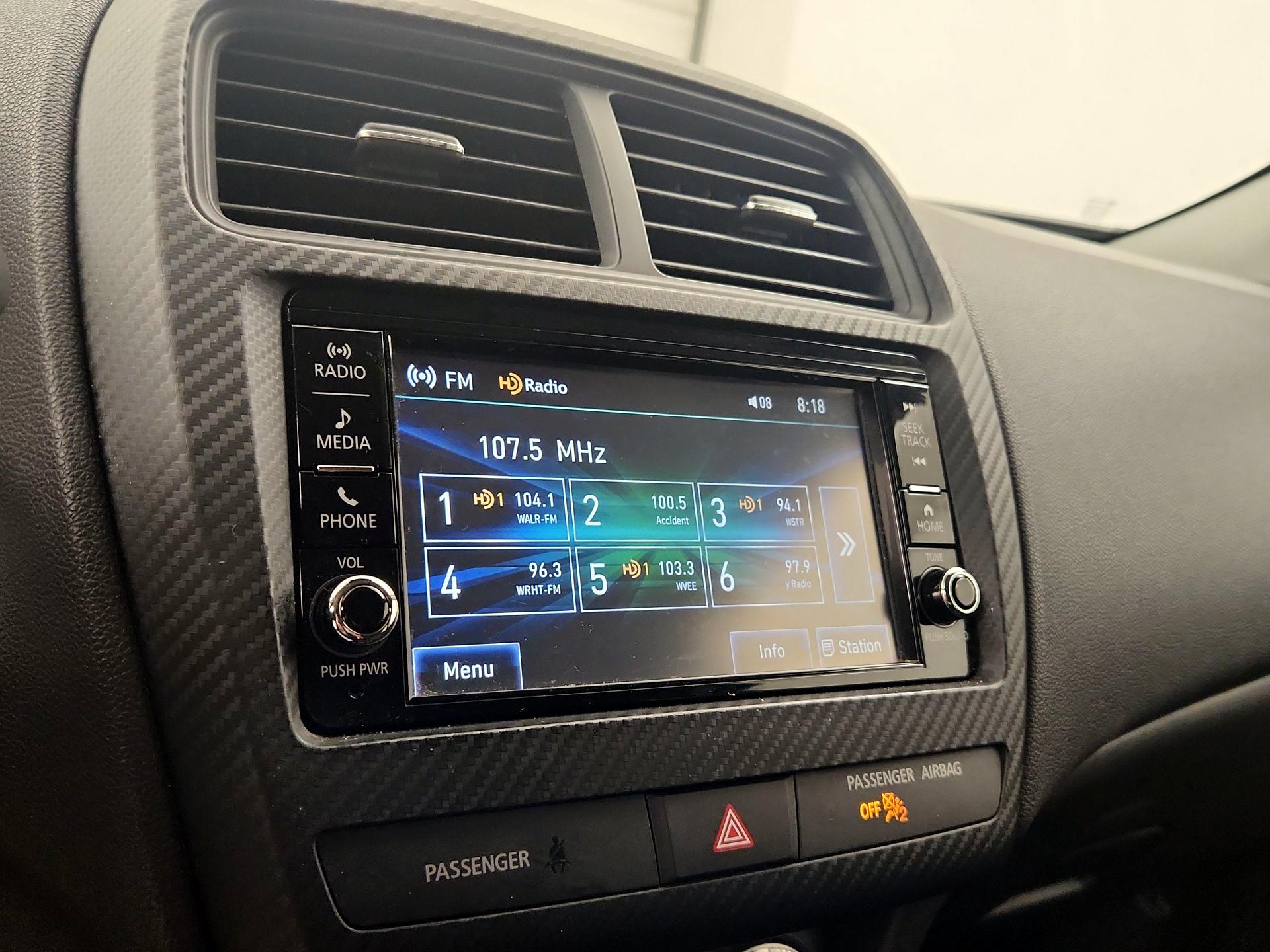 Thumbnail: 2024 Mitsubishi Outlander Sport - 15