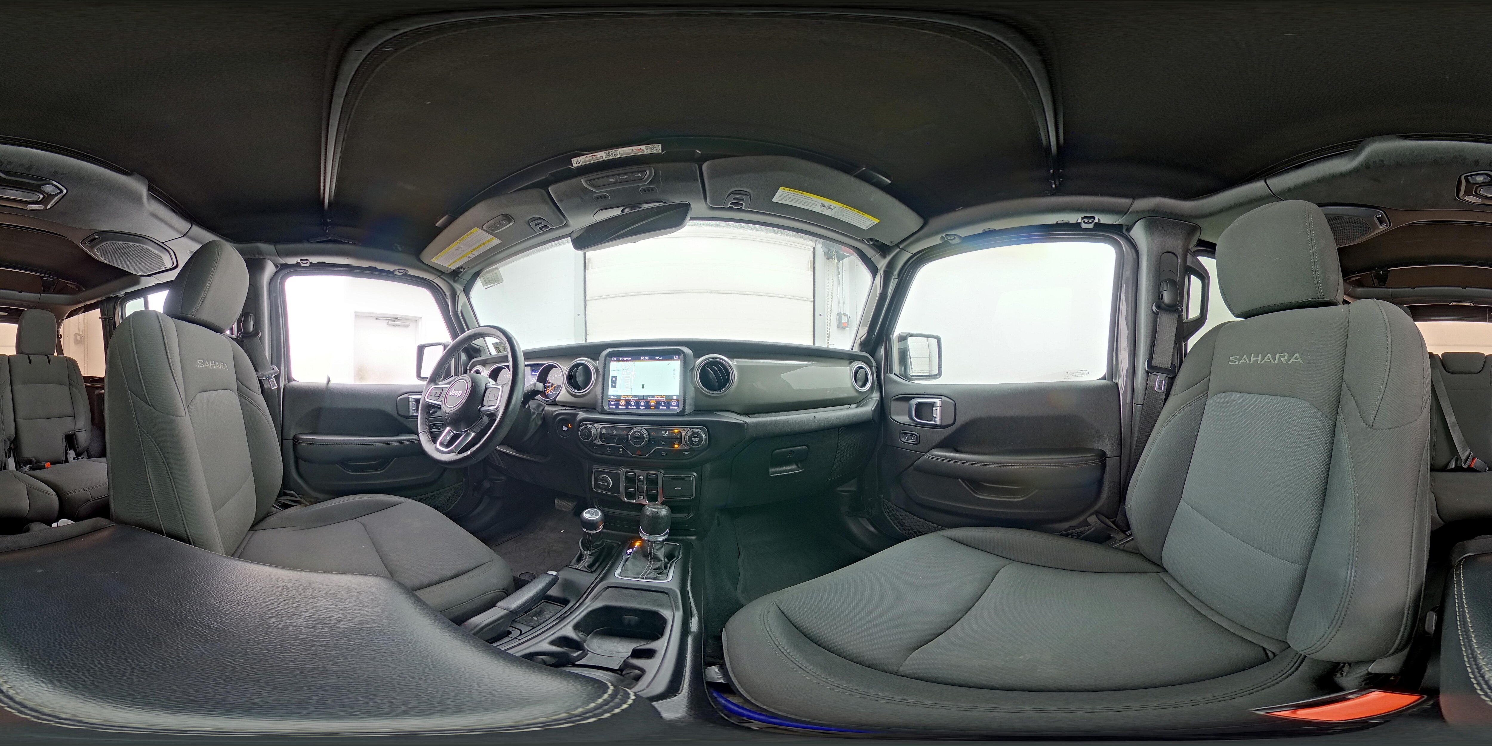 2022 Jeep Wrangler Unlimited Sahara - Photo 24