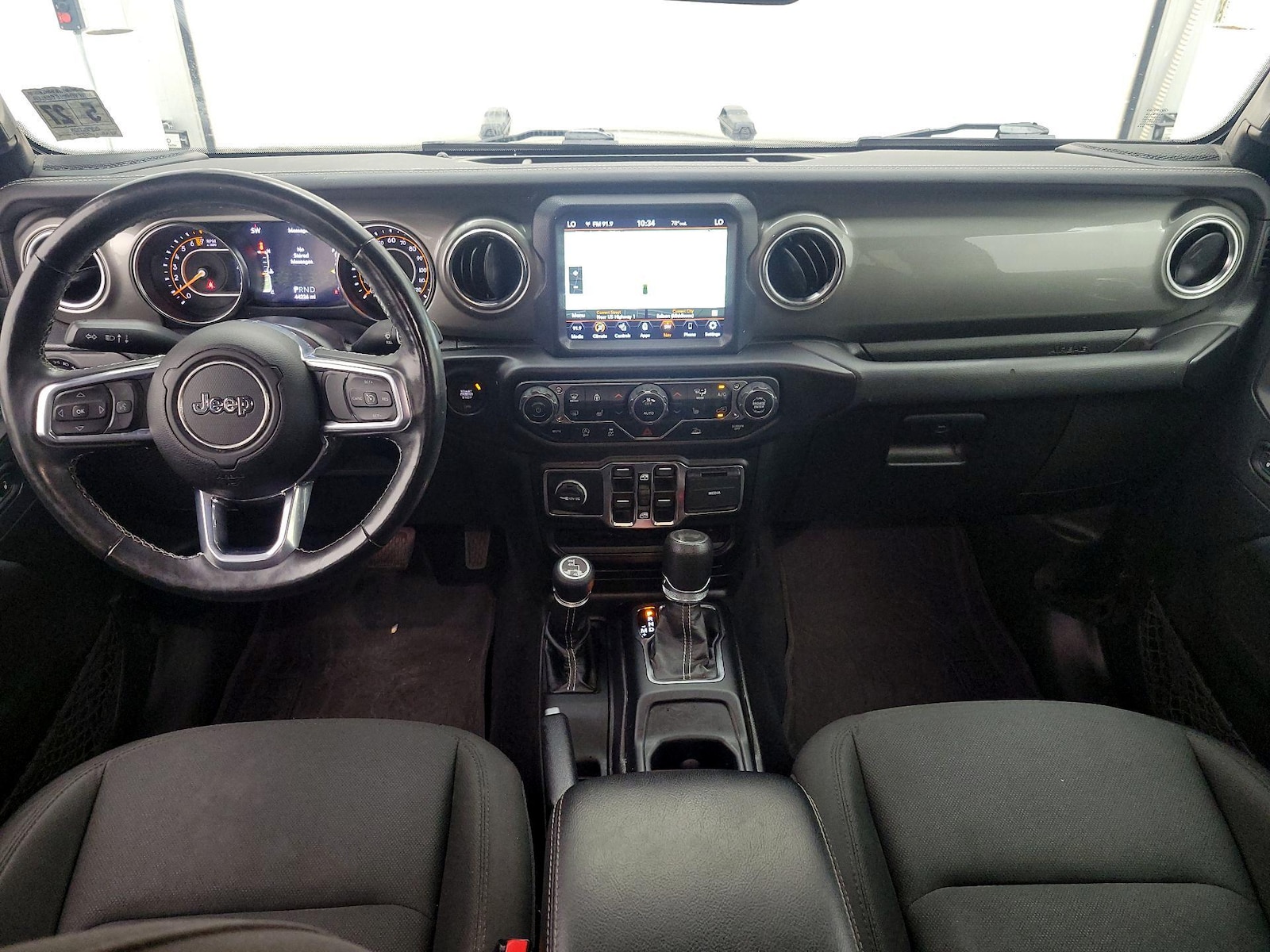 2022 Jeep Wrangler Unlimited Sahara - Photo 10