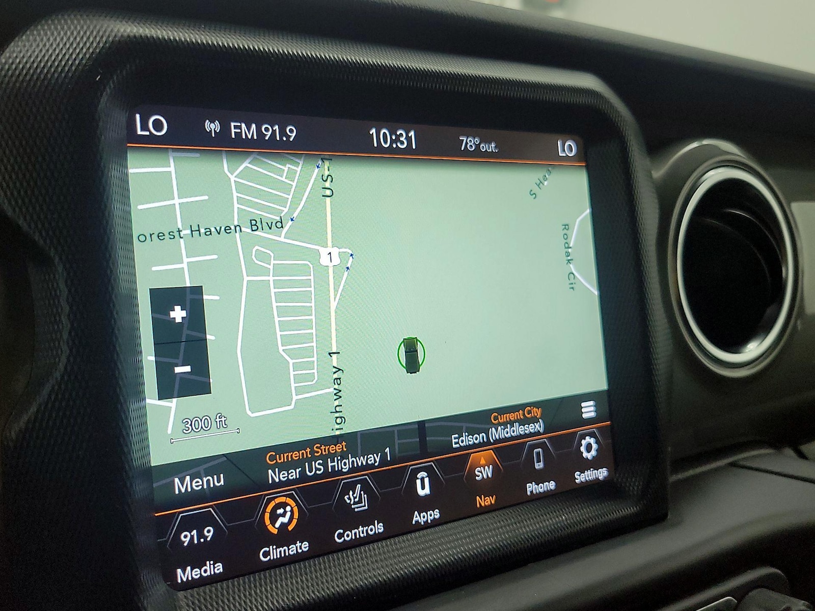 2022 Jeep Wrangler Unlimited Sahara - Photo 15