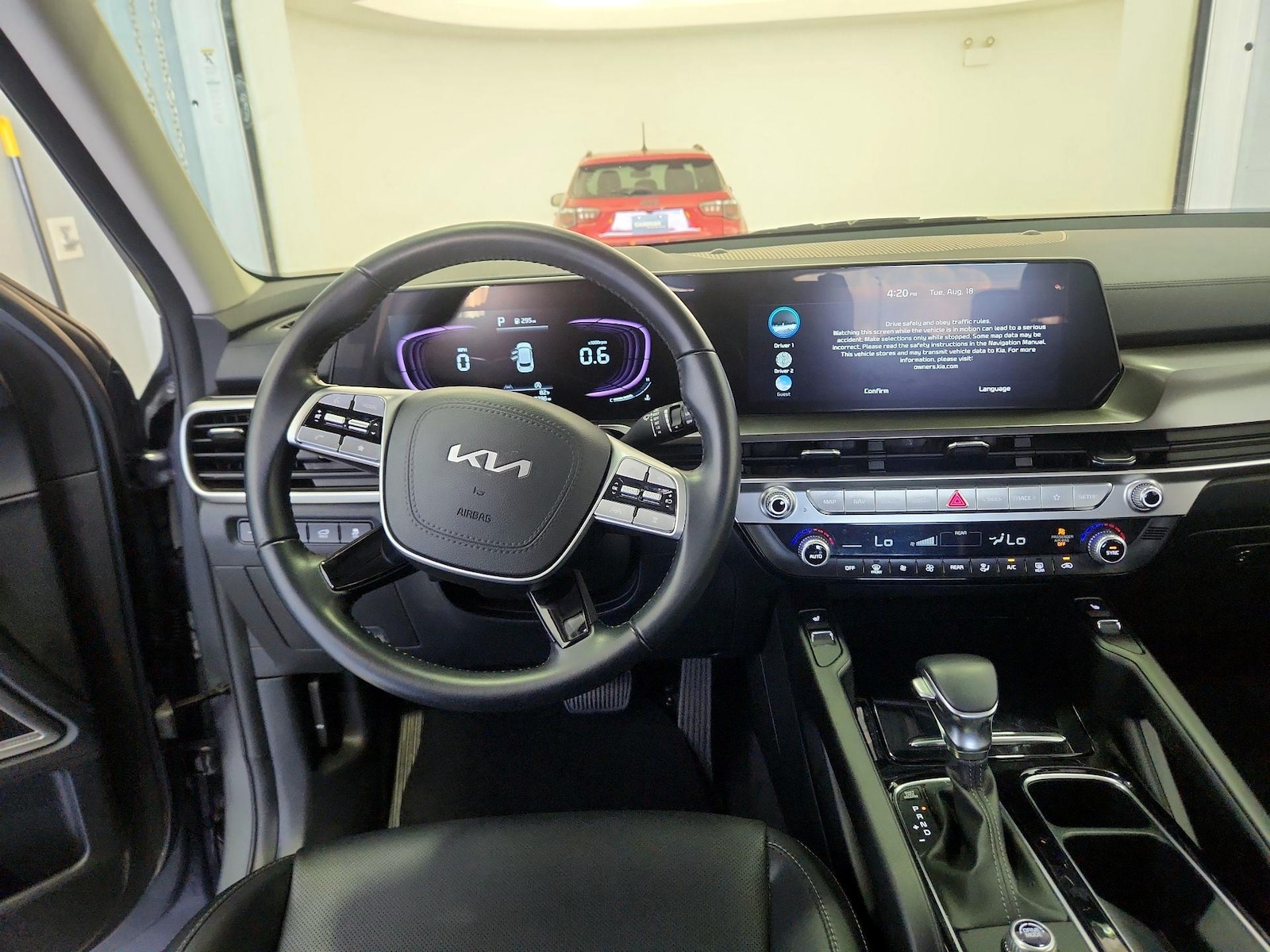 2025 Kia Telluride S - Photo 11