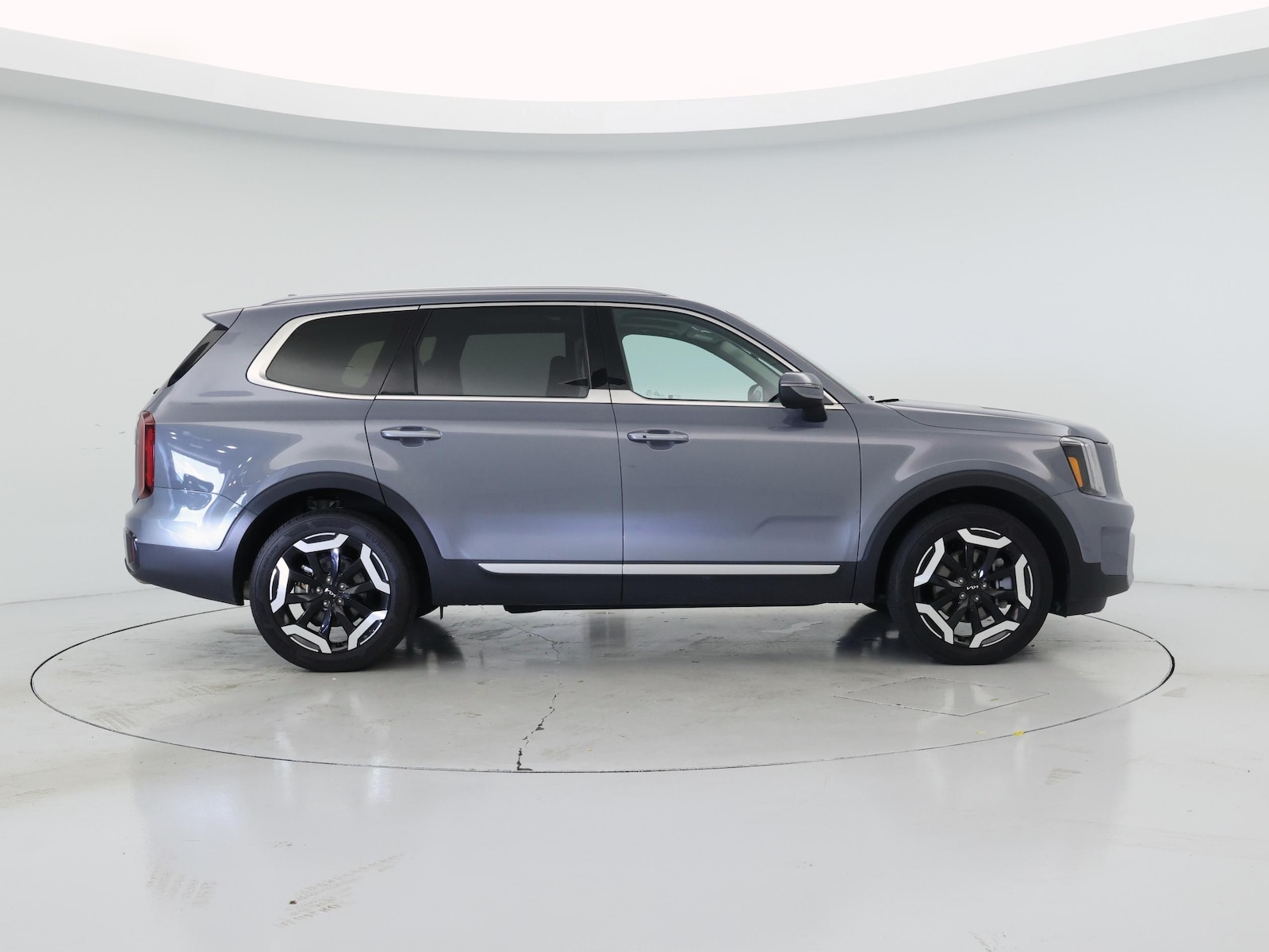 2025 Kia Telluride S - Photo 8