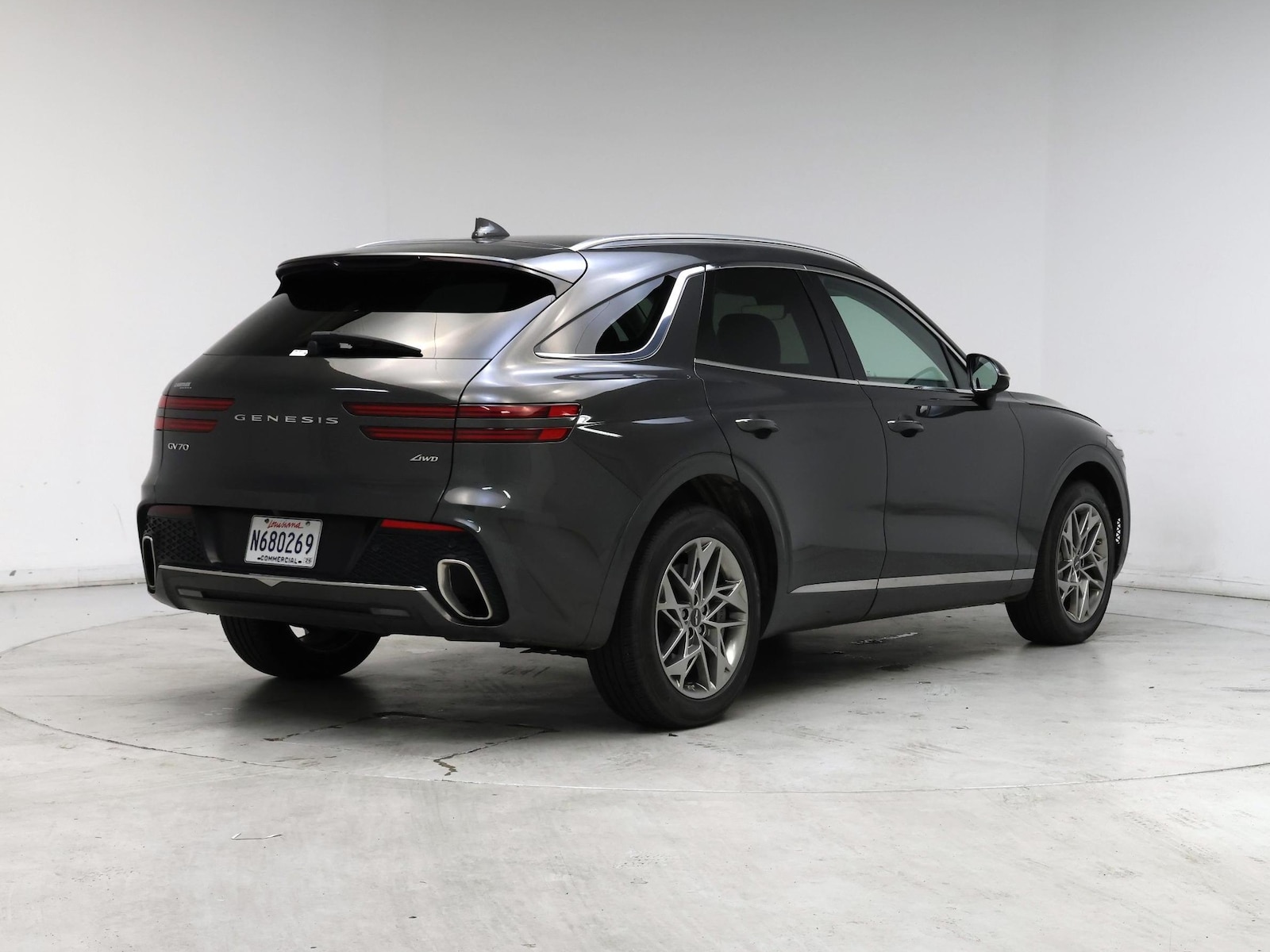 2025 GENESIS GV70 Standard - Photo 9