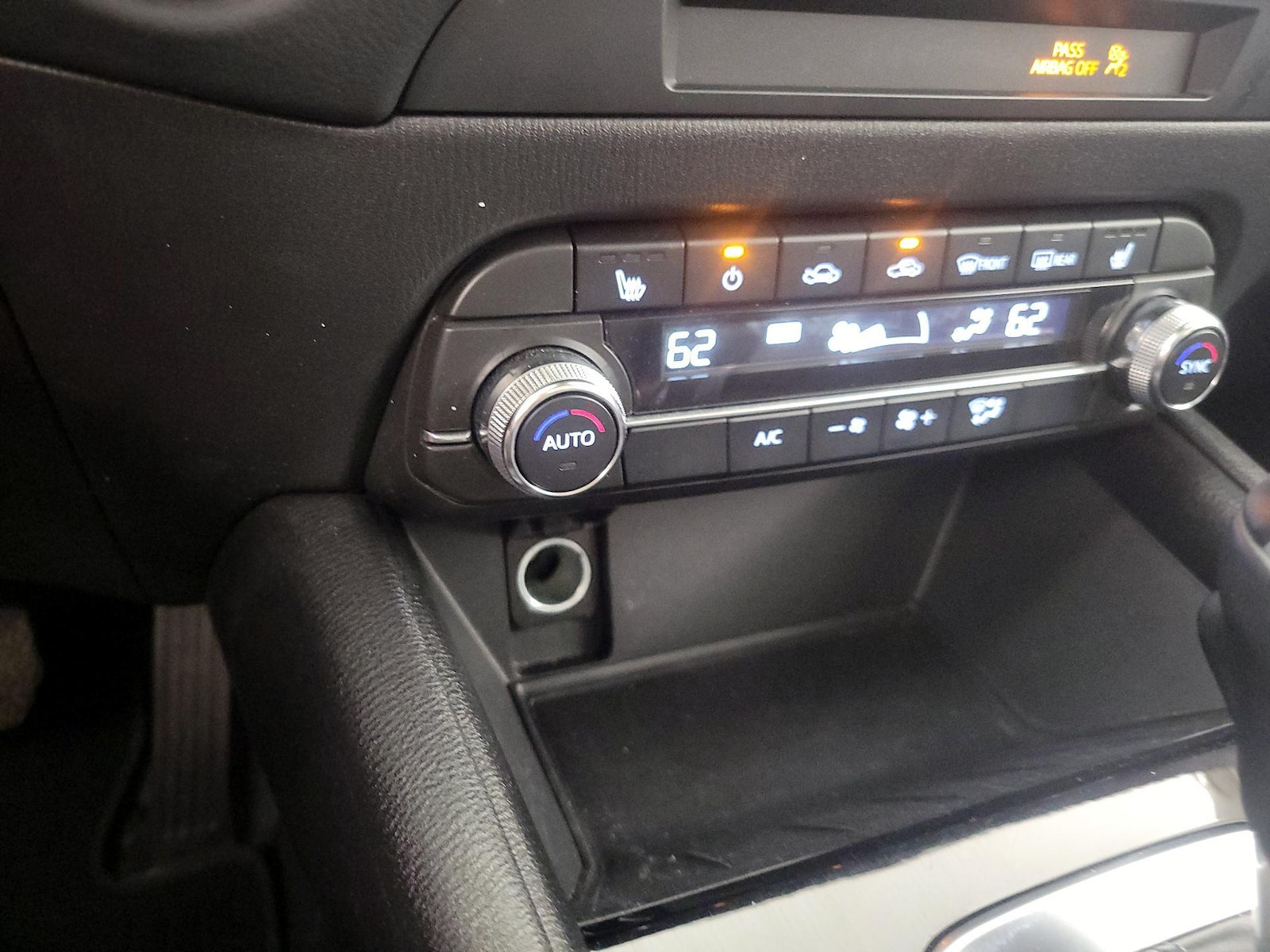 2025 Mazda CX-5 S Preferred package - Photo 18