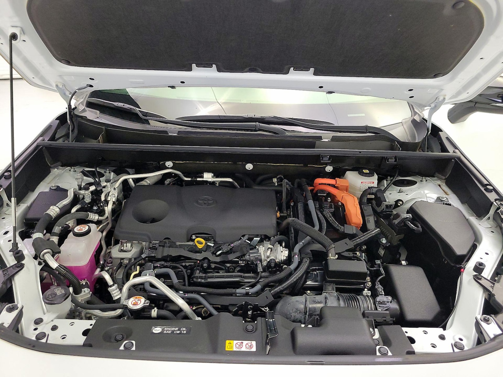 2023 Toyota RAV4 XSE - Photo 24