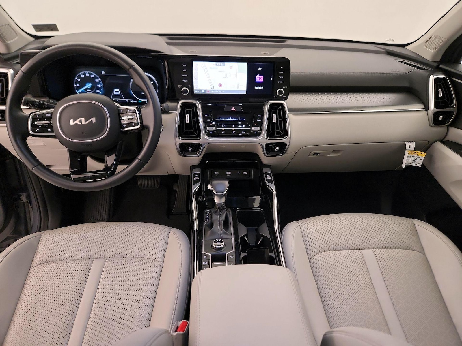 2023 Kia Sorento SX - Photo 10