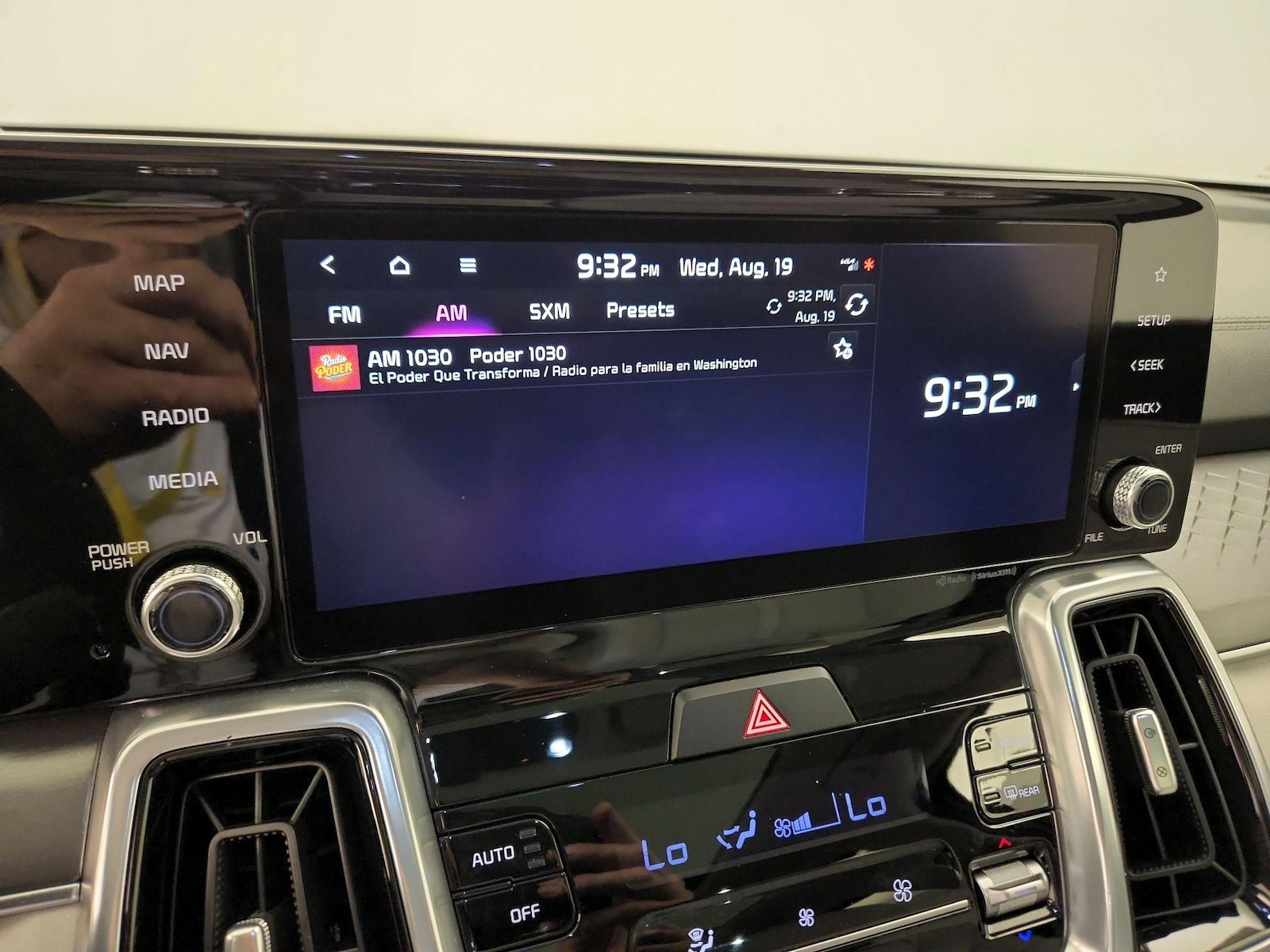 2023 Kia Sorento SX - Photo 16