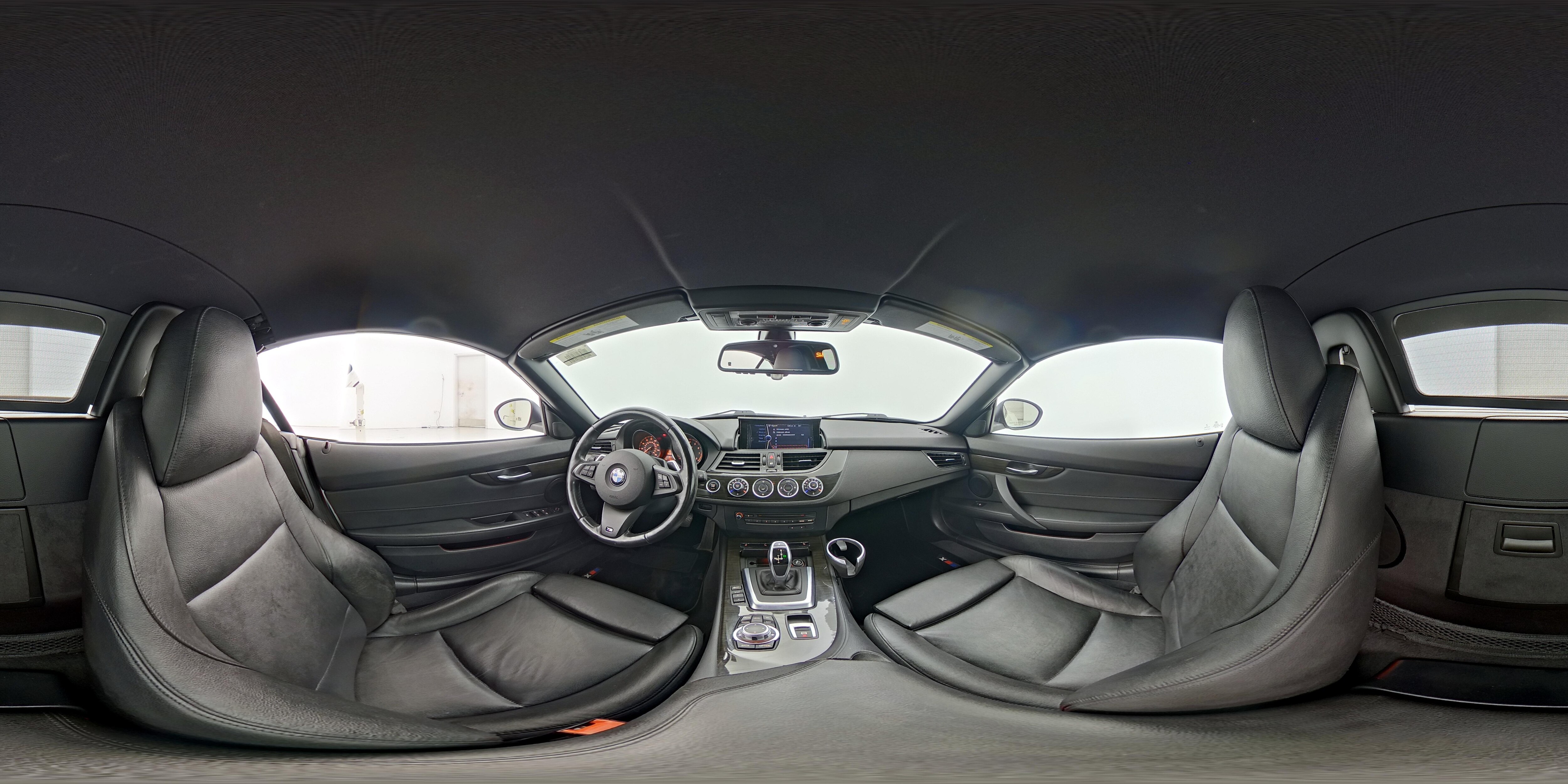 2016 BMW Z4 sDrive28i - Photo 23