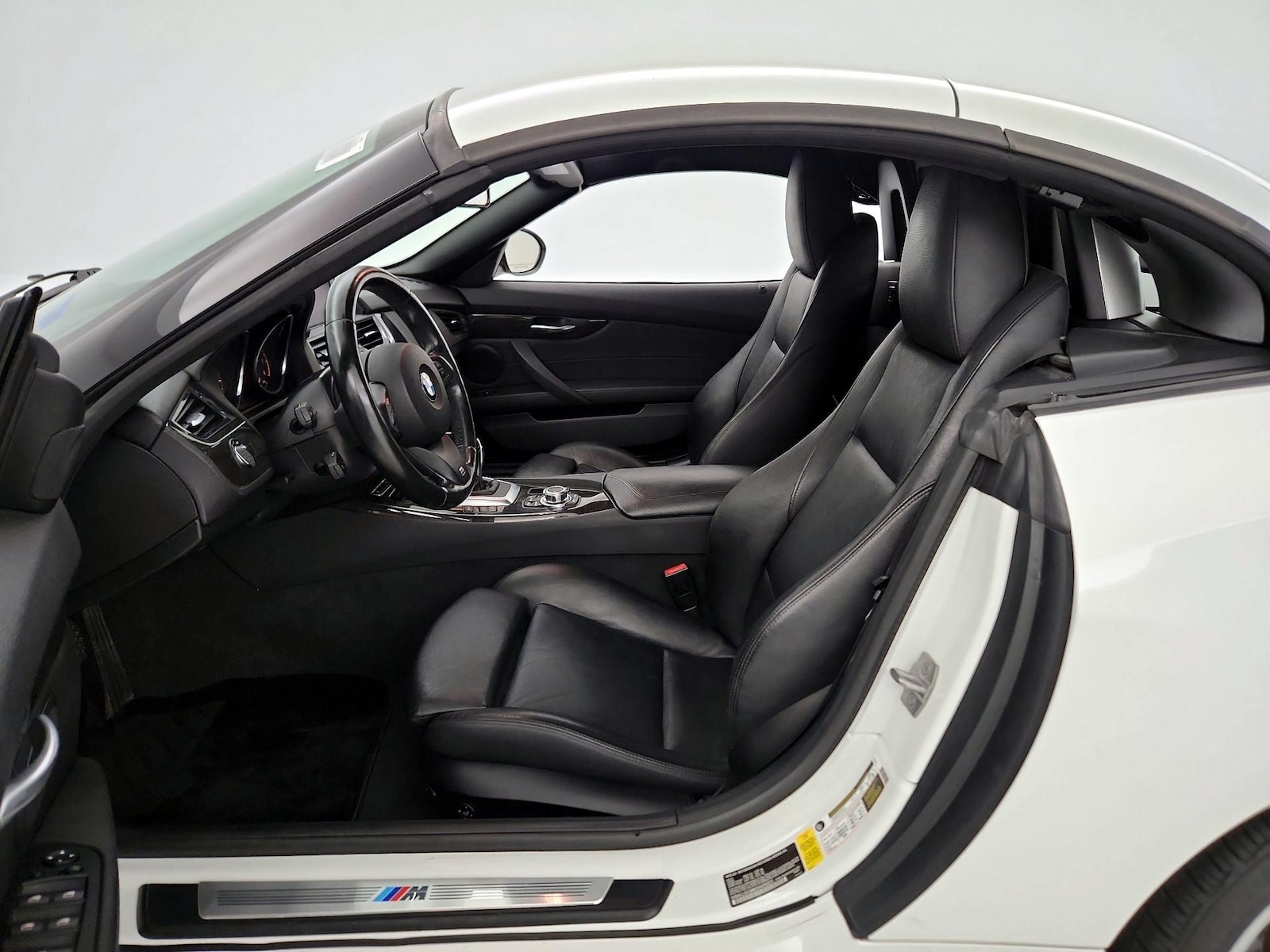 2016 BMW Z4 sDrive28i - Photo 12