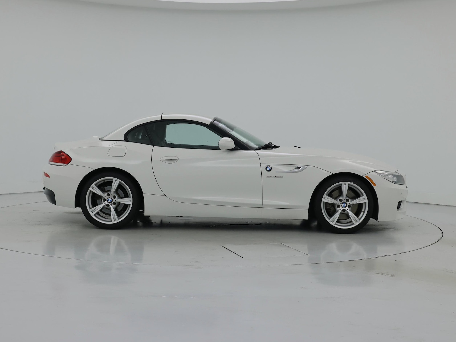 2016 BMW Z4 sDrive28i - Photo 8