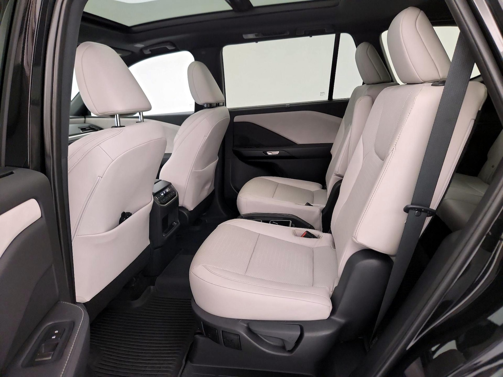 Rear Air Conditioning