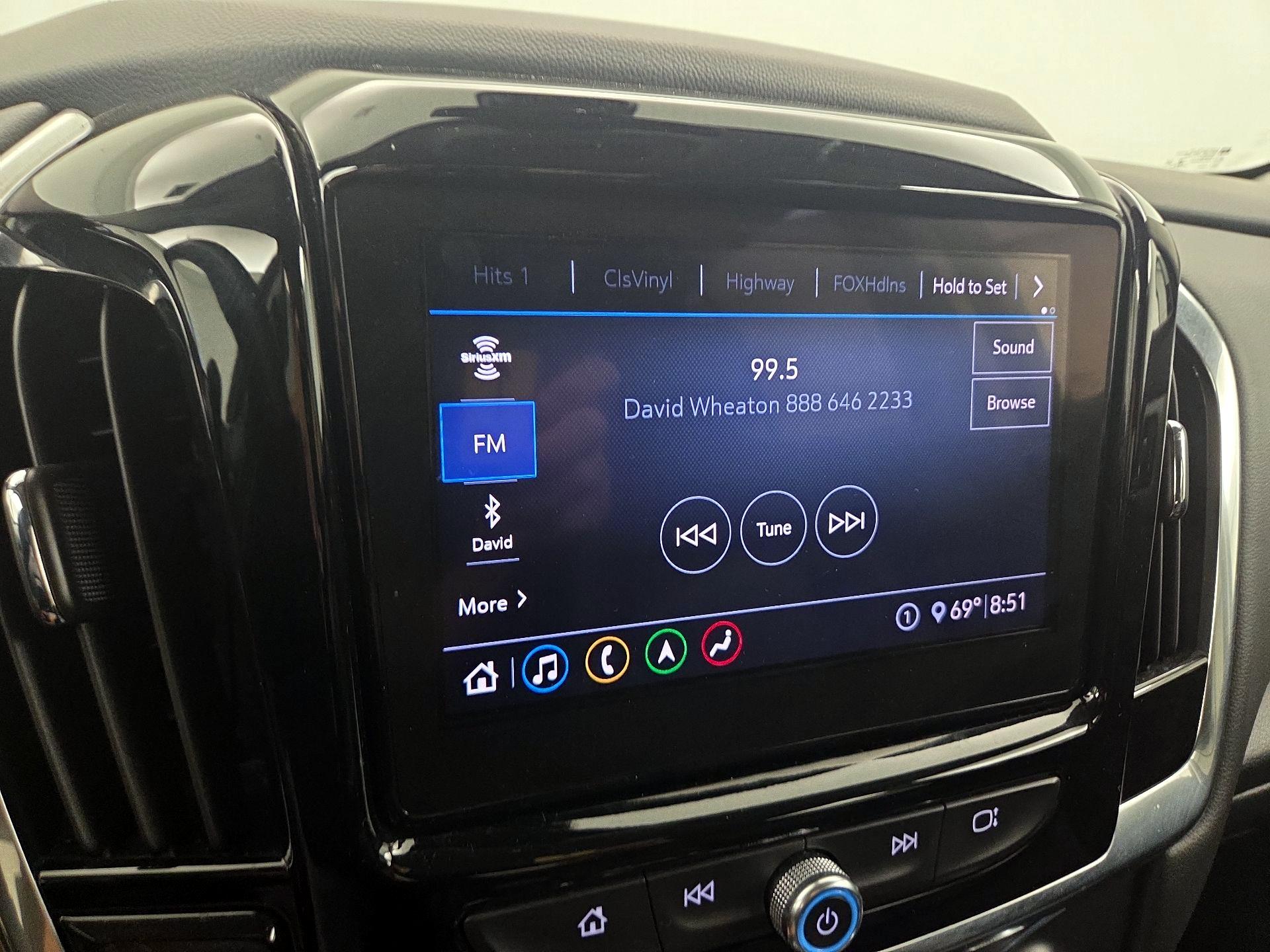 Thumbnail: 2021 Chevrolet Traverse - 15