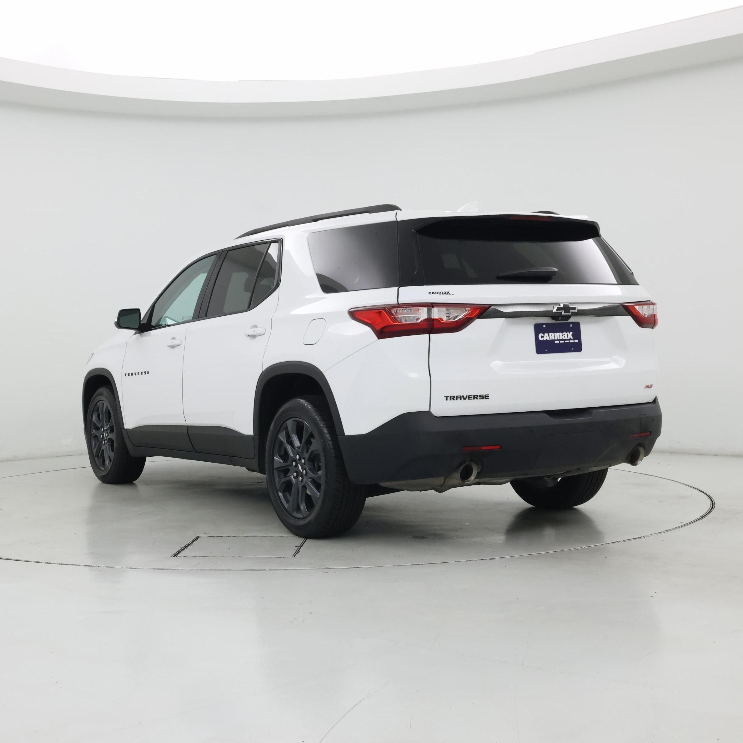 Thumbnail: 2021 Chevrolet Traverse - 2