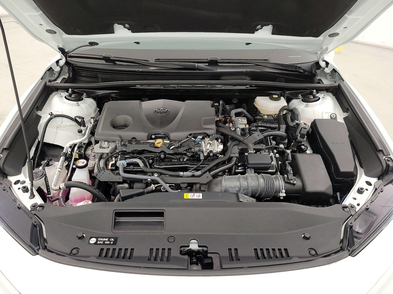 2025 Toyota Camry SE - Photo 20