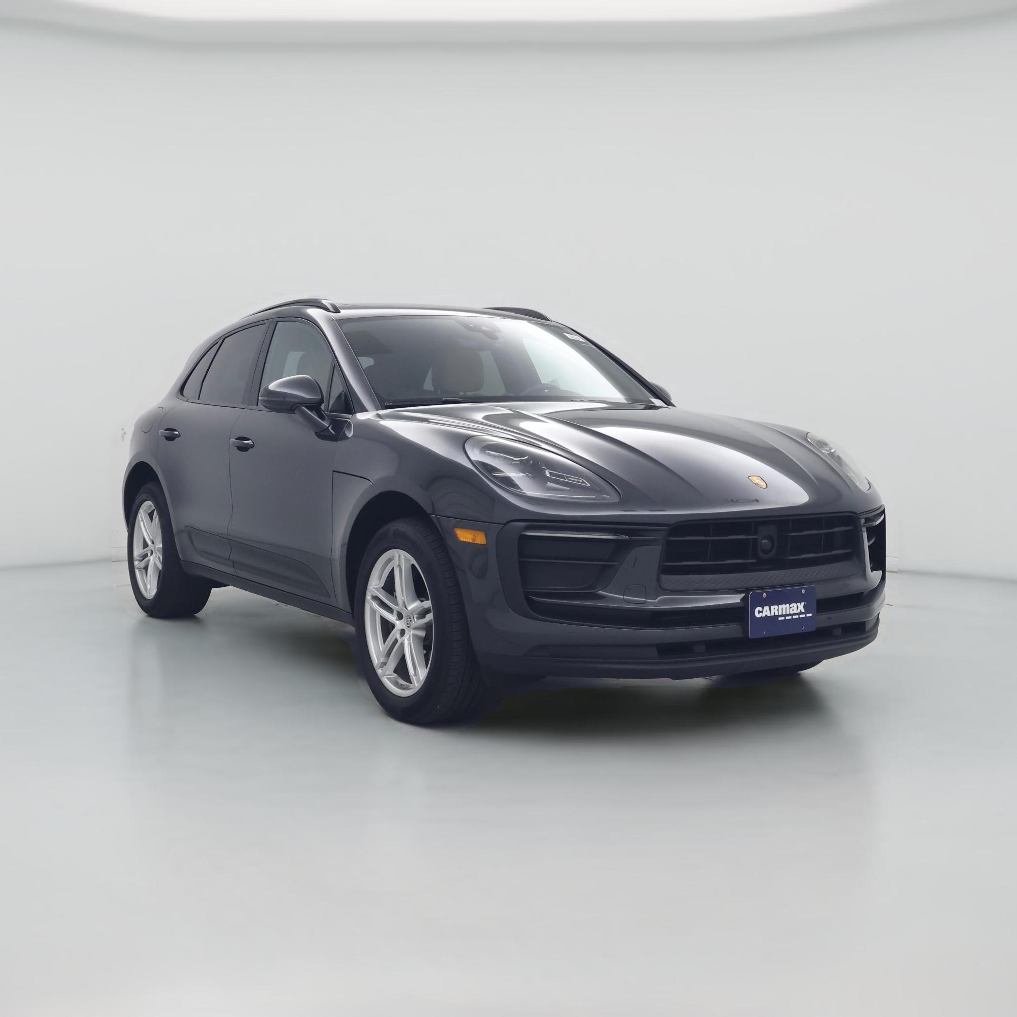 Thumbnail: 2025 Porsche Macan - 1