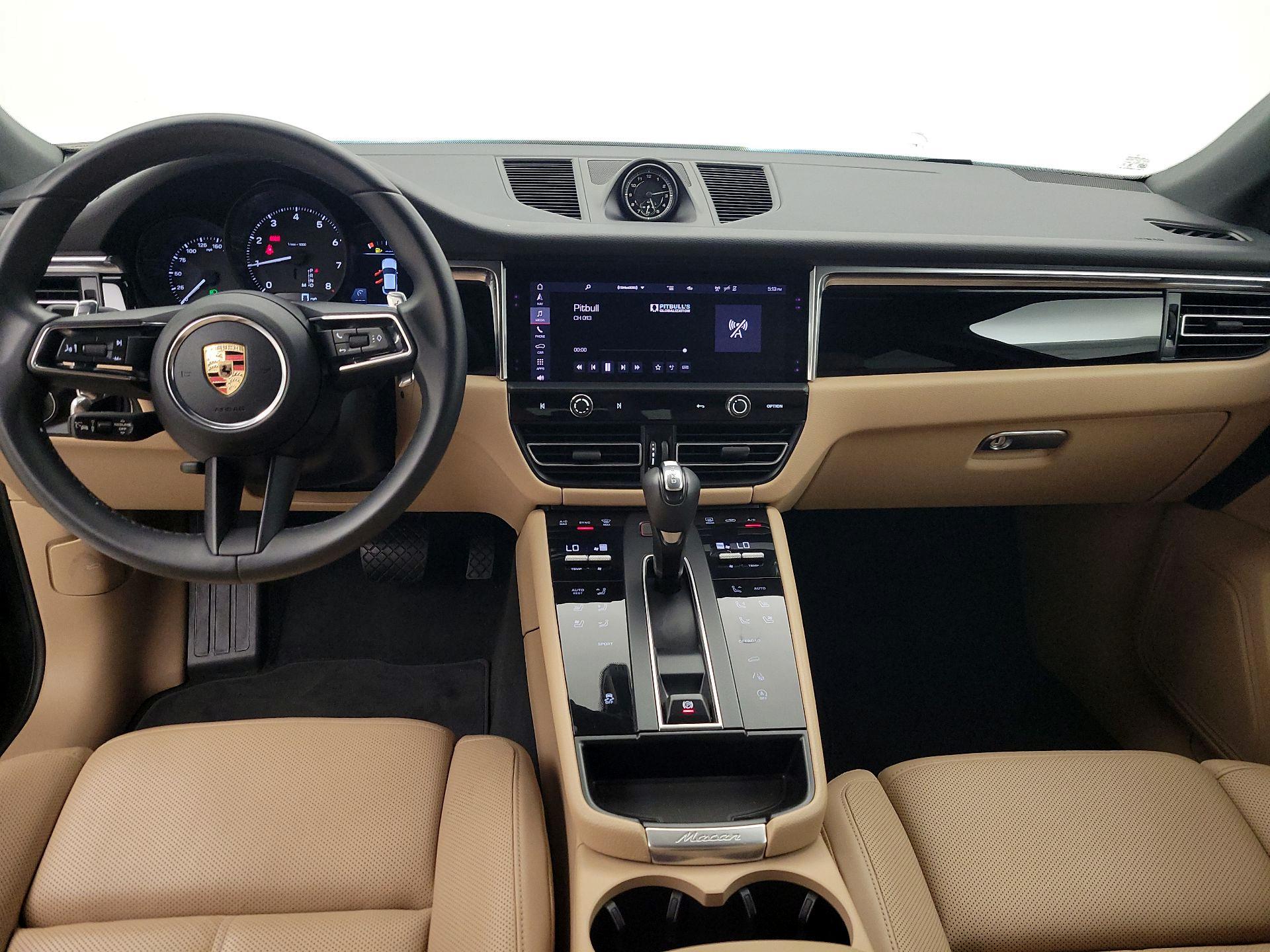 Thumbnail: 2025 Porsche Macan - 9
