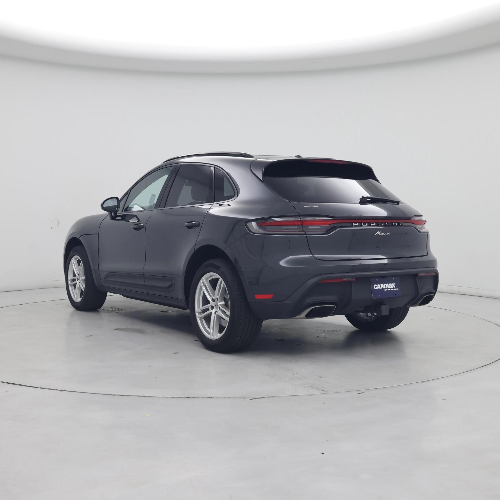 Thumbnail: 2025 Porsche Macan - 2