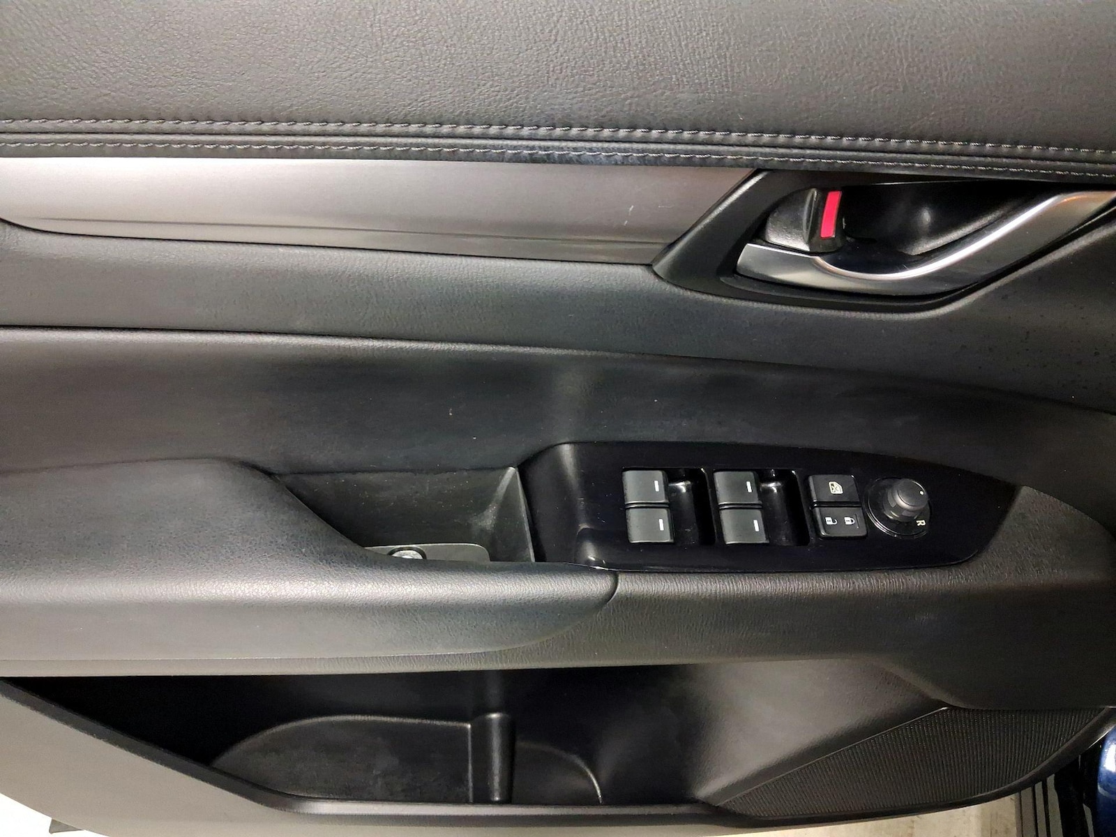 2020 Mazda CX-5 Touring - Photo 11