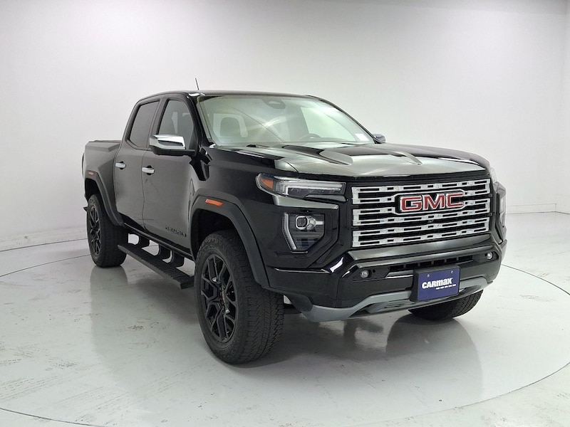2023 GMC Canyon Denali