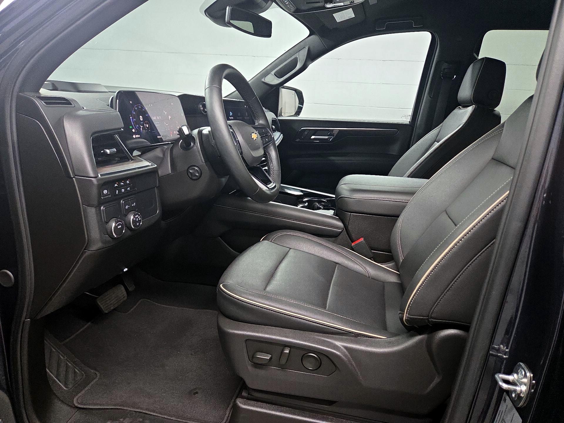 Thumbnail: 2025 Chevrolet Tahoe - 9