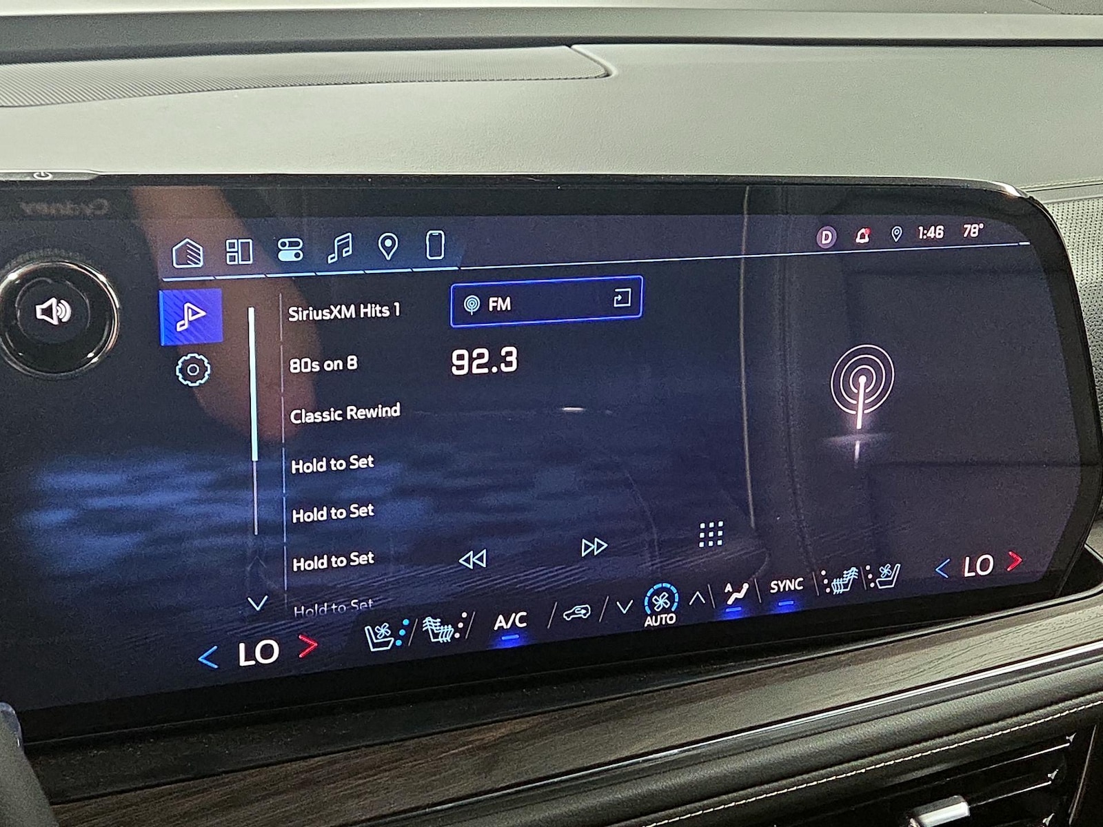 2025 Chevrolet Tahoe Premier - Photo 15