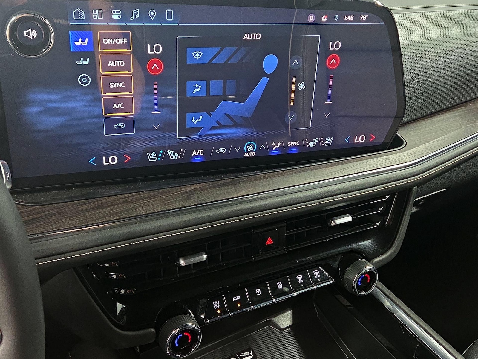 2025 Chevrolet Tahoe Premier - Photo 16