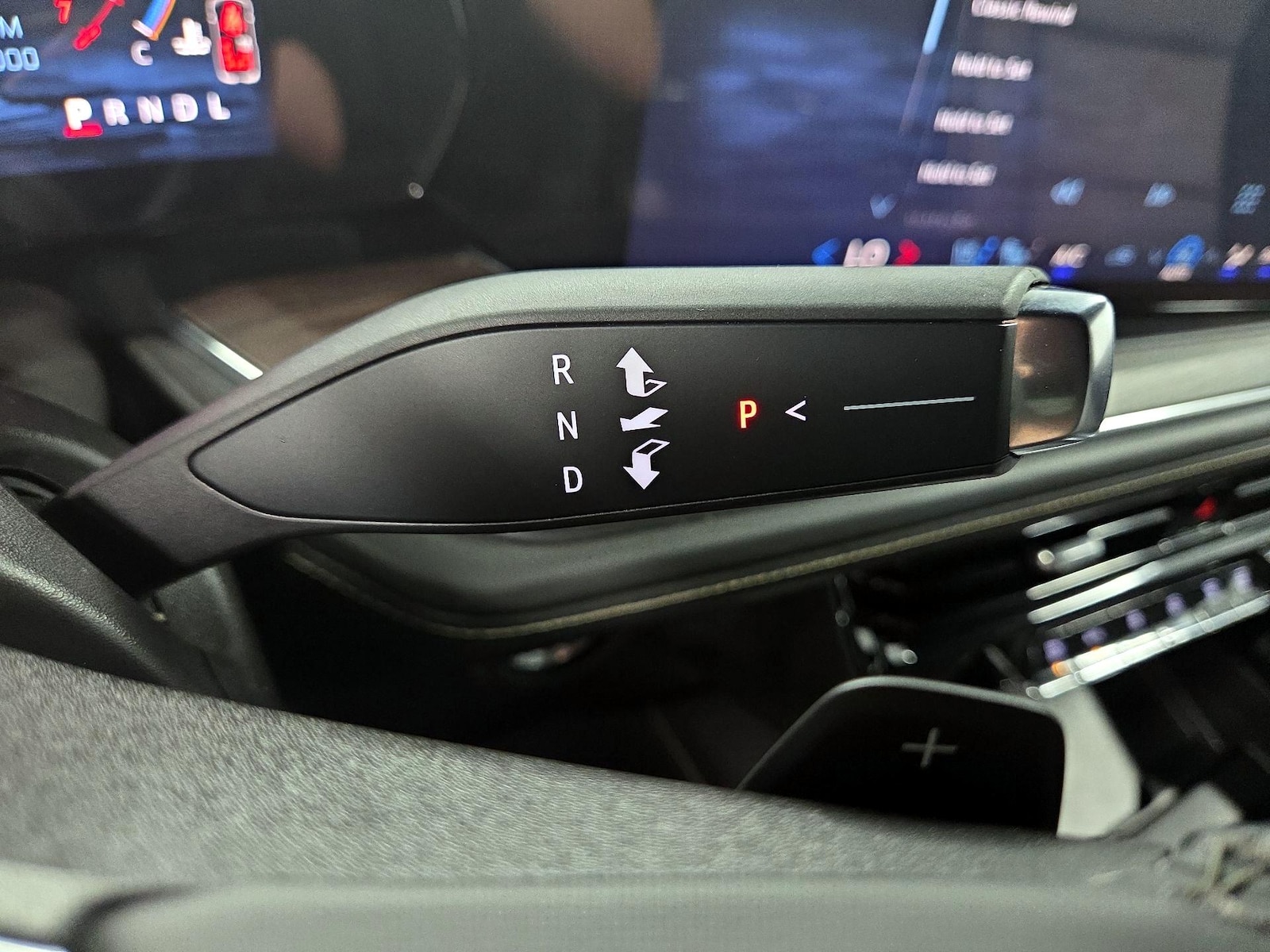 2025 Chevrolet Tahoe Premier - Photo 17