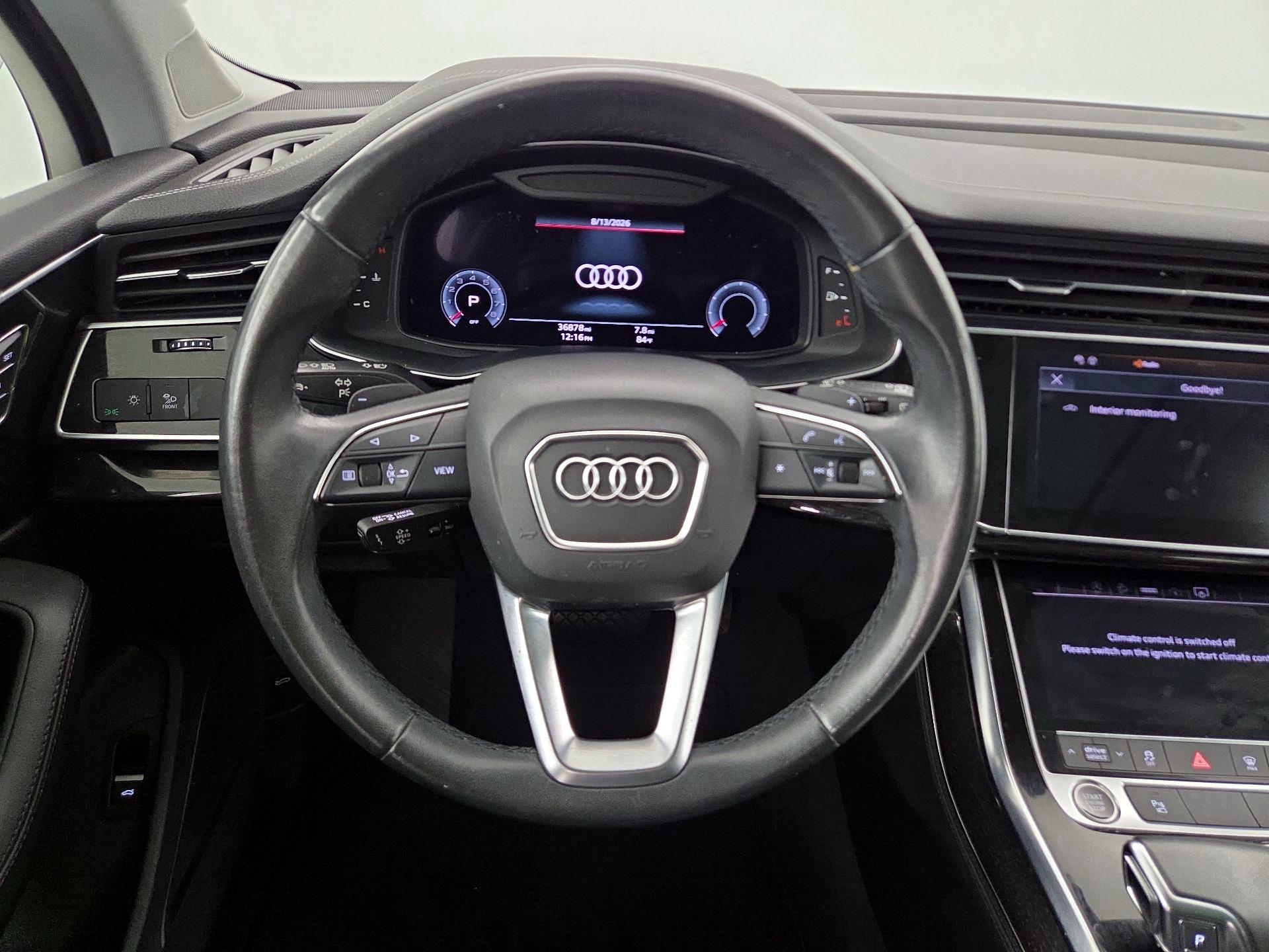 Thumbnail: 2023 Audi Q7 - 10