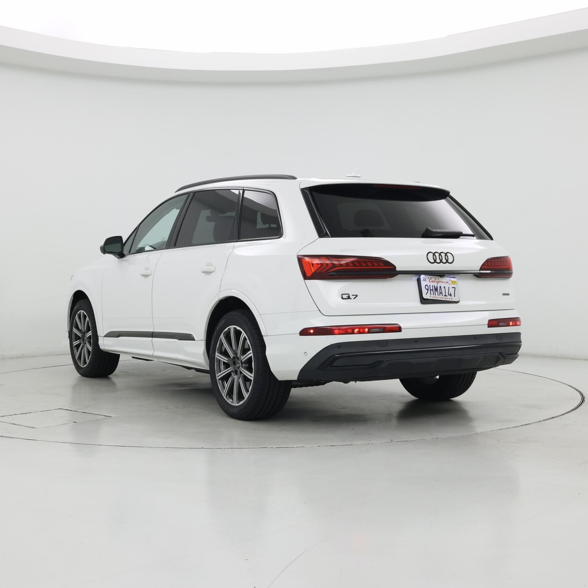 Thumbnail: 2023 Audi Q7 - 2