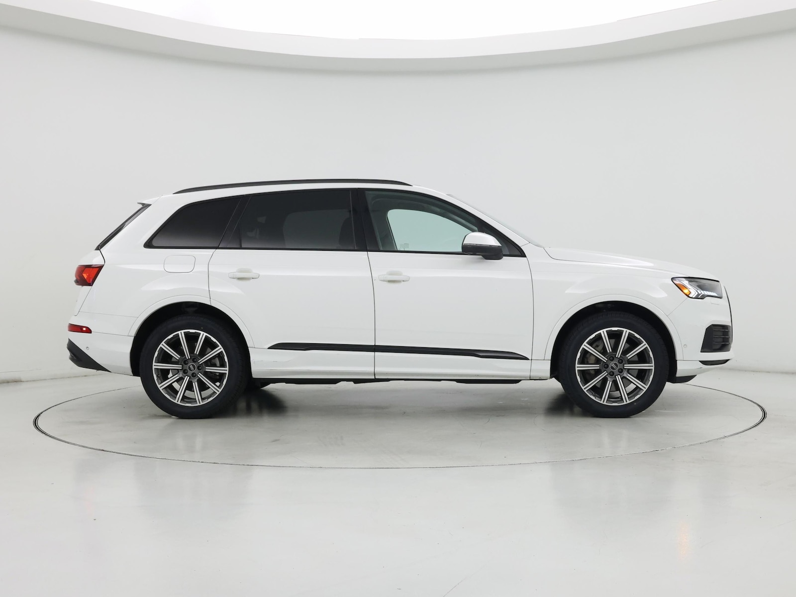 2023 Audi Q7 Premium Plus - Photo 8