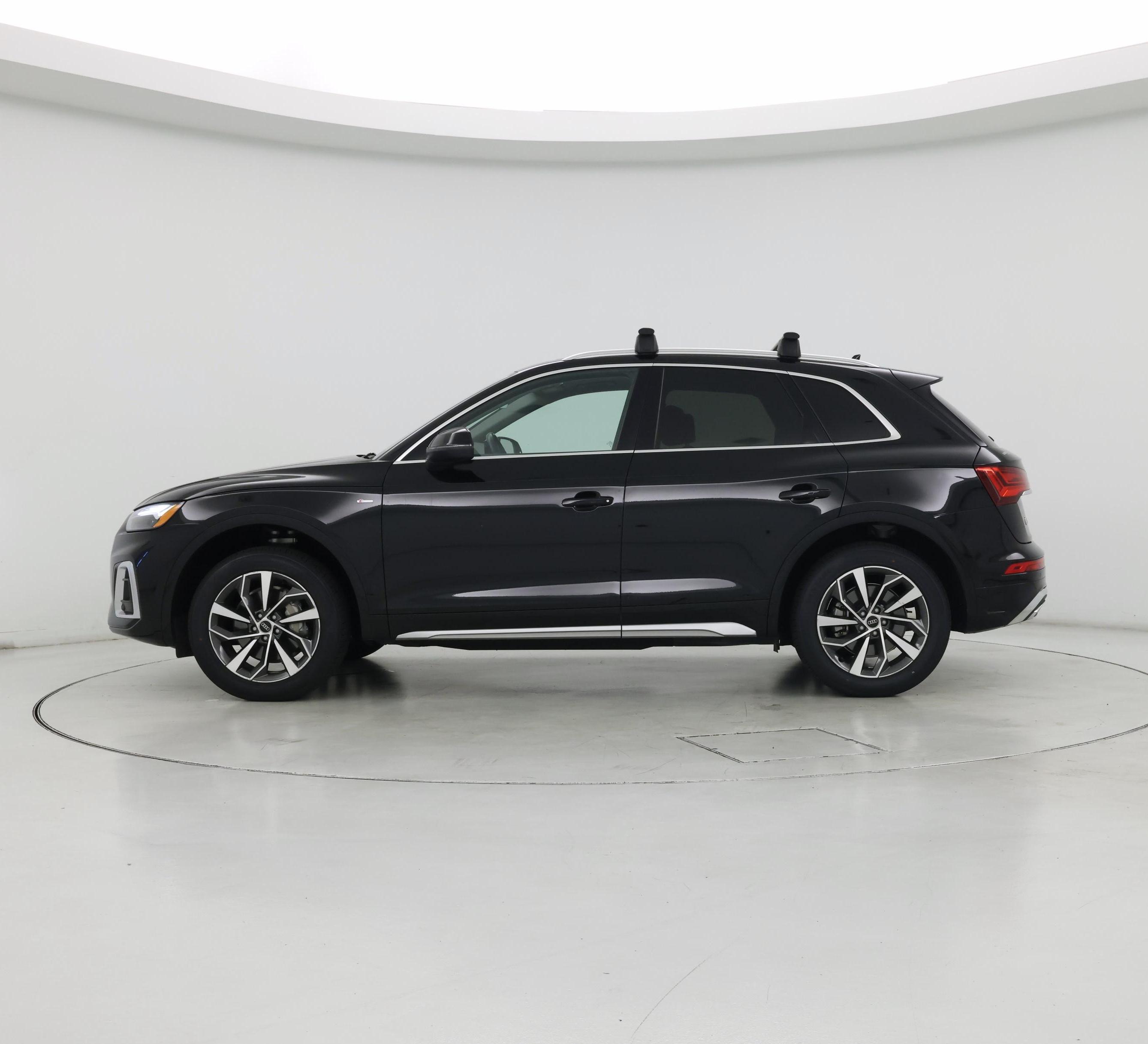 Thumbnail: 2023 Audi Q5 - 3
