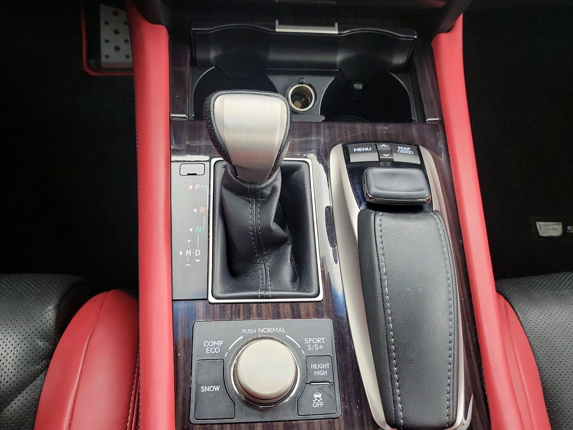 Thumbnail: 2015 Lexus LS - 18