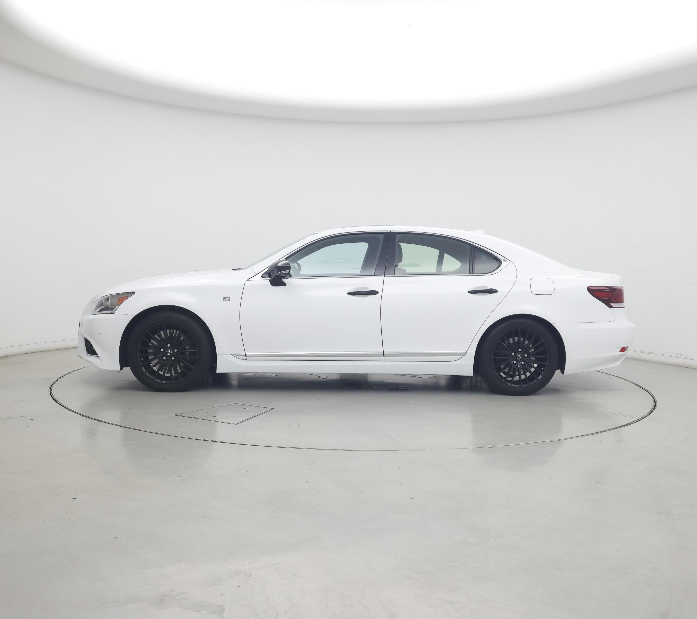 Thumbnail: 2015 Lexus LS - 3