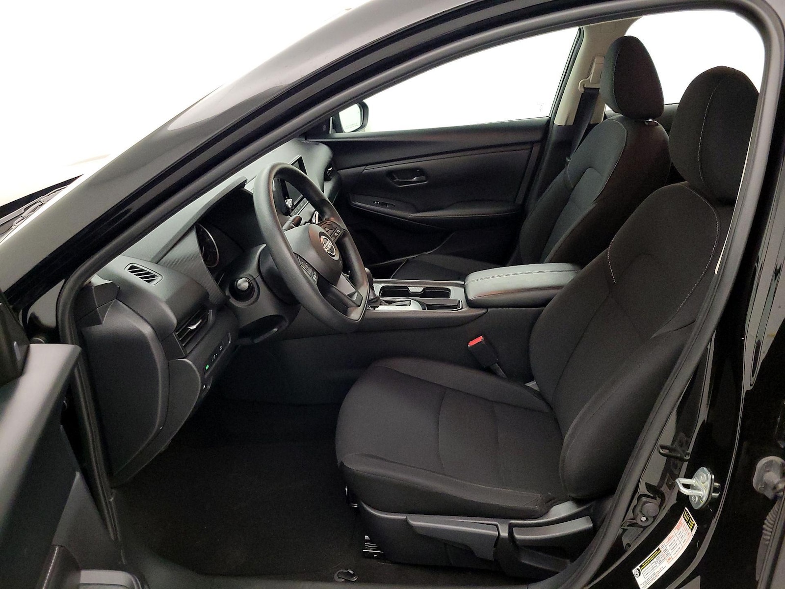 2025 Nissan Sentra S - Photo 12