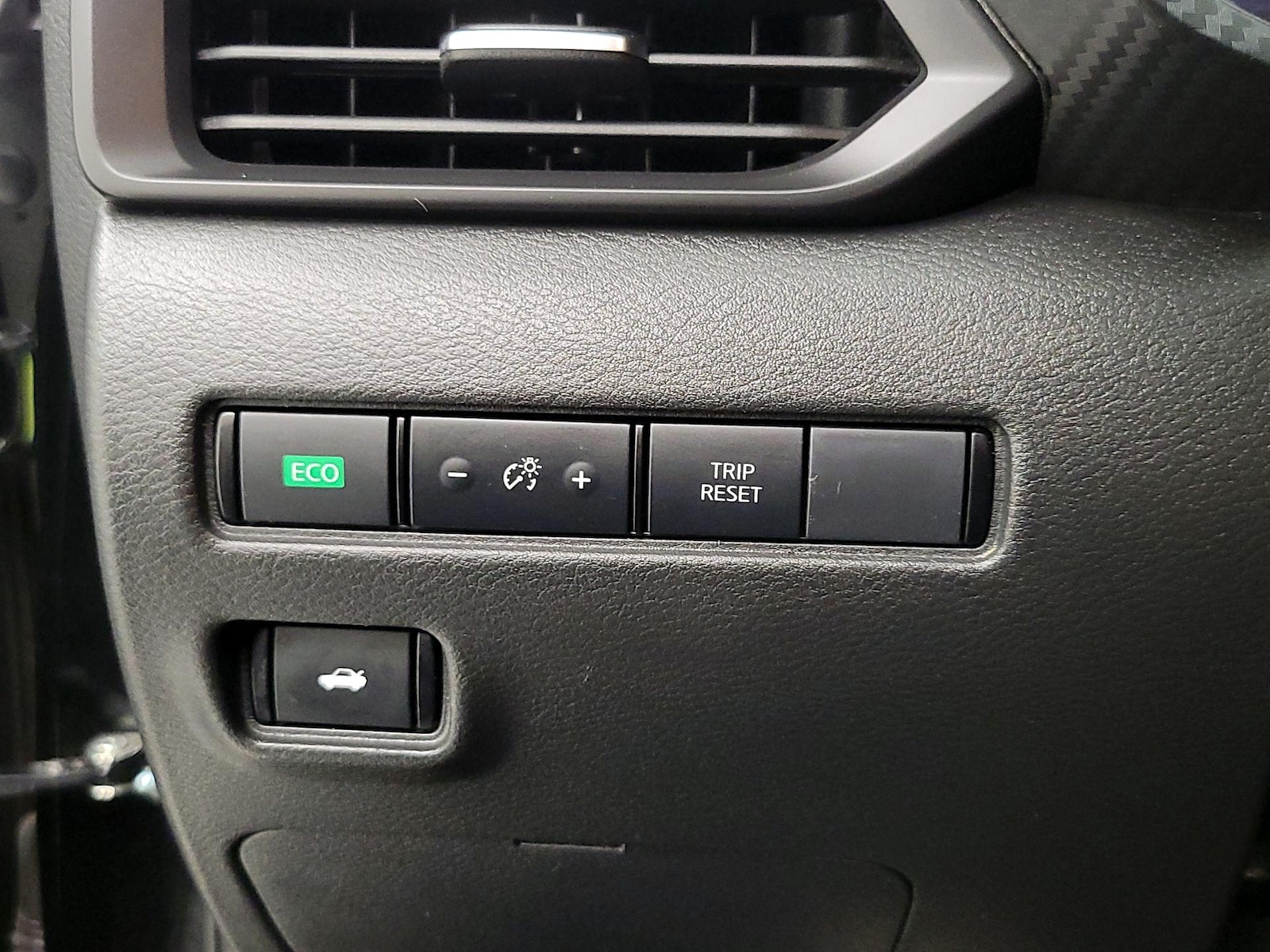 2025 Nissan Sentra S - Photo 14