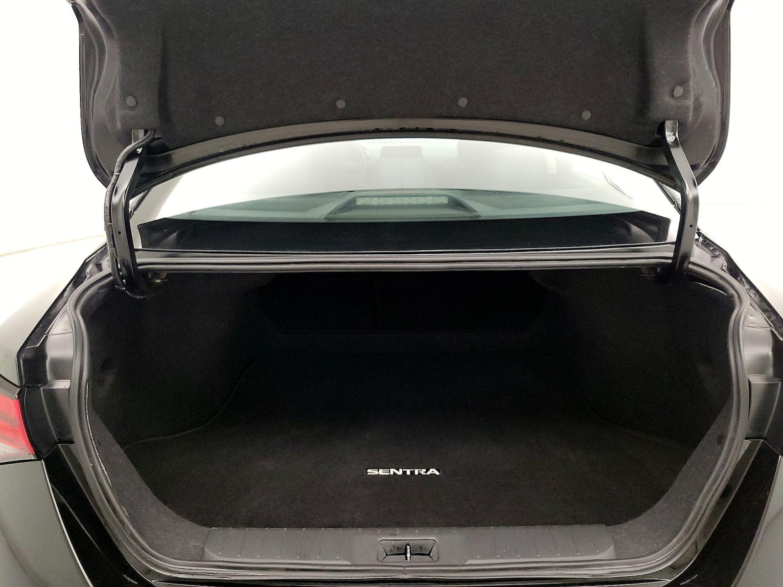 2025 Nissan Sentra S - Photo 20