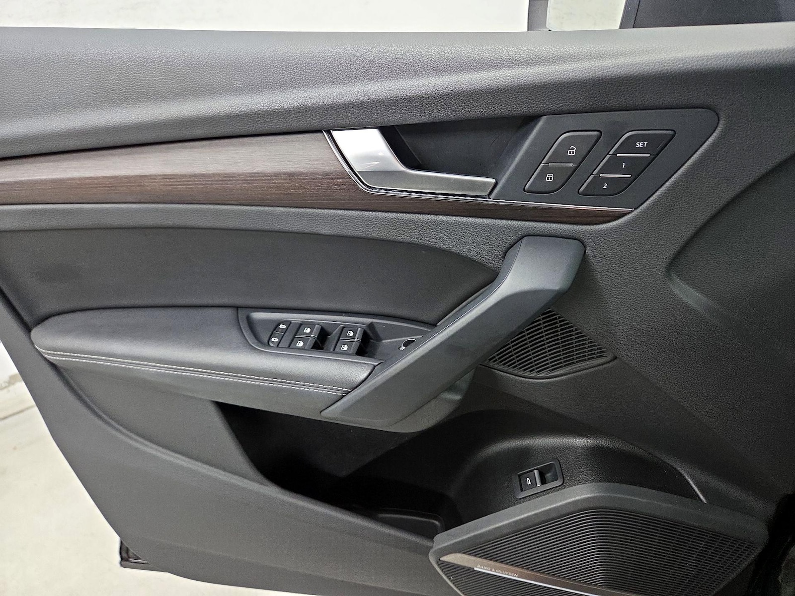 2022 Audi Q5 Premium Plus - Photo 11