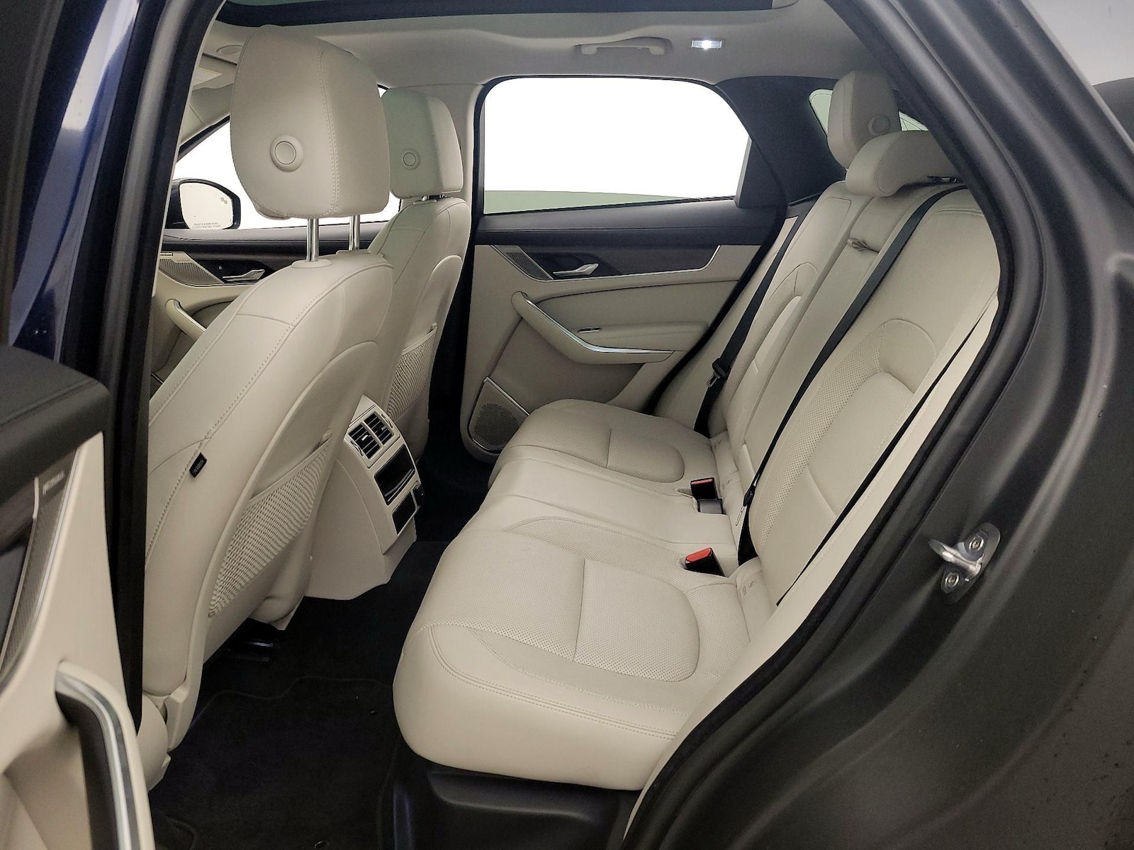 2021 Jaguar F-Pace S - Photo 22